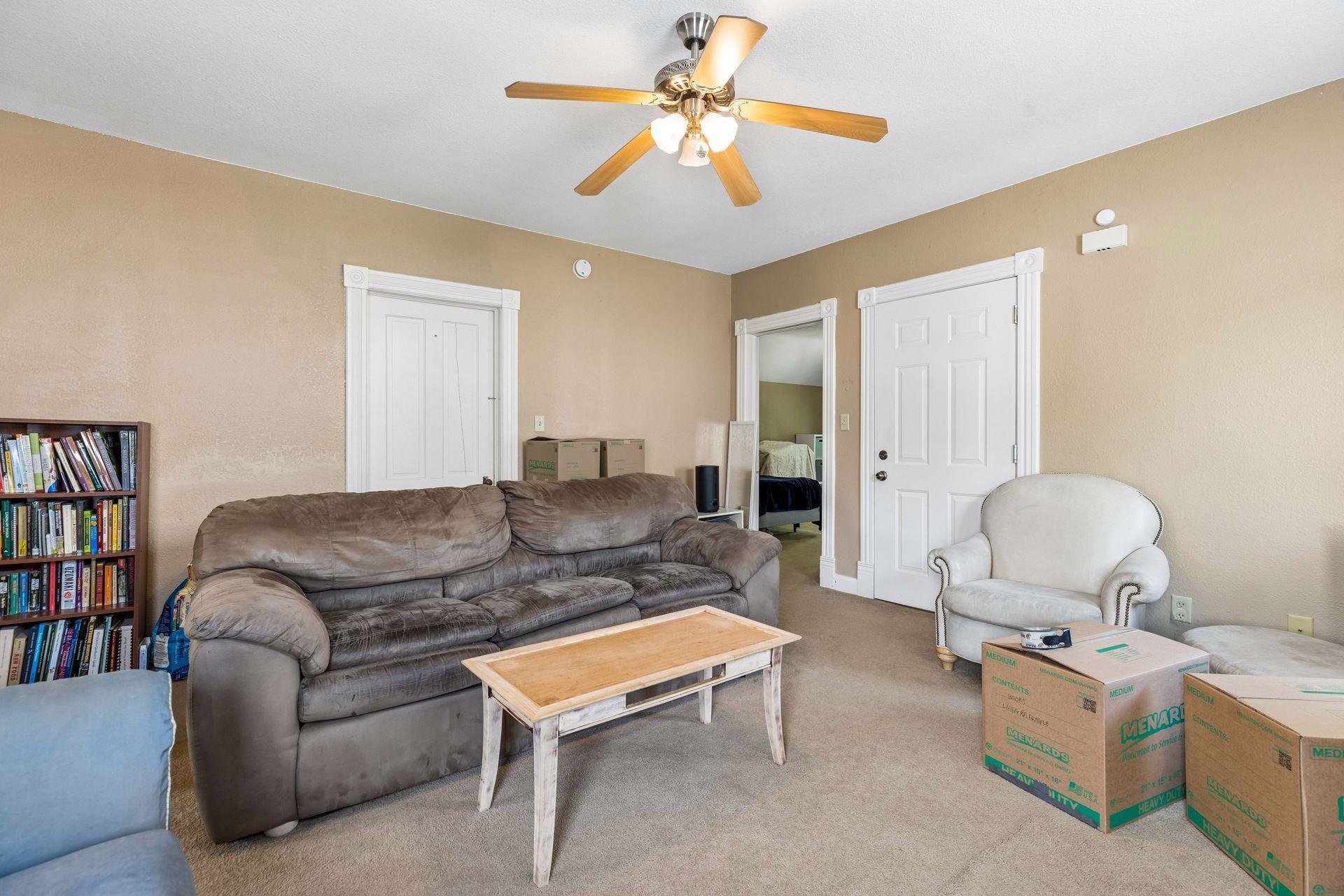 View of Residential Income at 1062 Front Avenue, Saint Paul MN 55103, Saint Paul (22 of 37) - Mike Wilen | Minnesota Team Real Estate