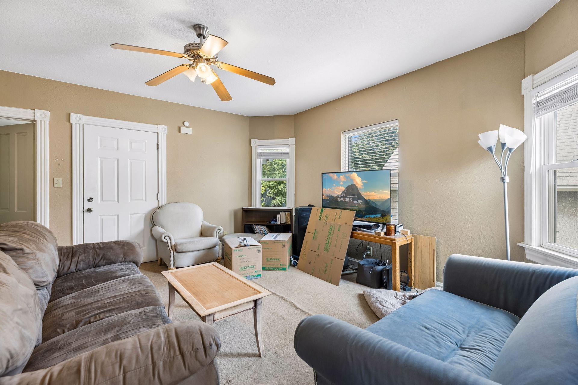 View of Residential Income at 1062 Front Avenue, Saint Paul MN 55103, Saint Paul (21 of 37) - Mike Wilen | Minnesota Team Real Estate