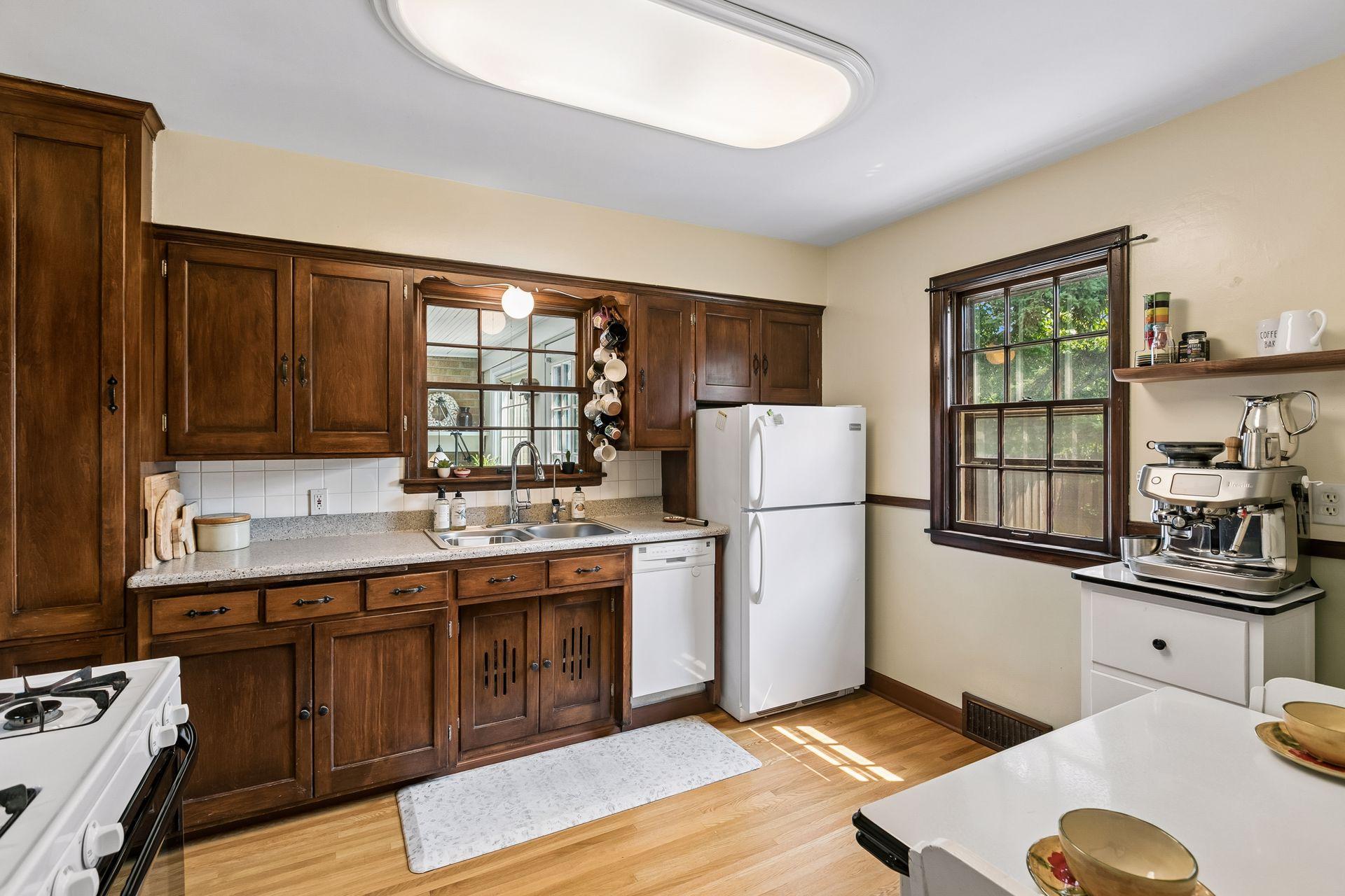 View of Residential at 2947 Quentin Avenue, Saint Louis Park MN 55416, Saint Louis Park (15 of 38) - Mike Wilen | Minnesota Team Real Estate