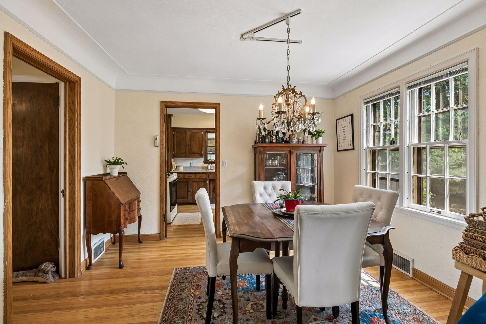 View of Residential at 2947 Quentin Avenue, Saint Louis Park MN 55416, Saint Louis Park (11 of 38) - Mike Wilen | Minnesota Team Real Estate