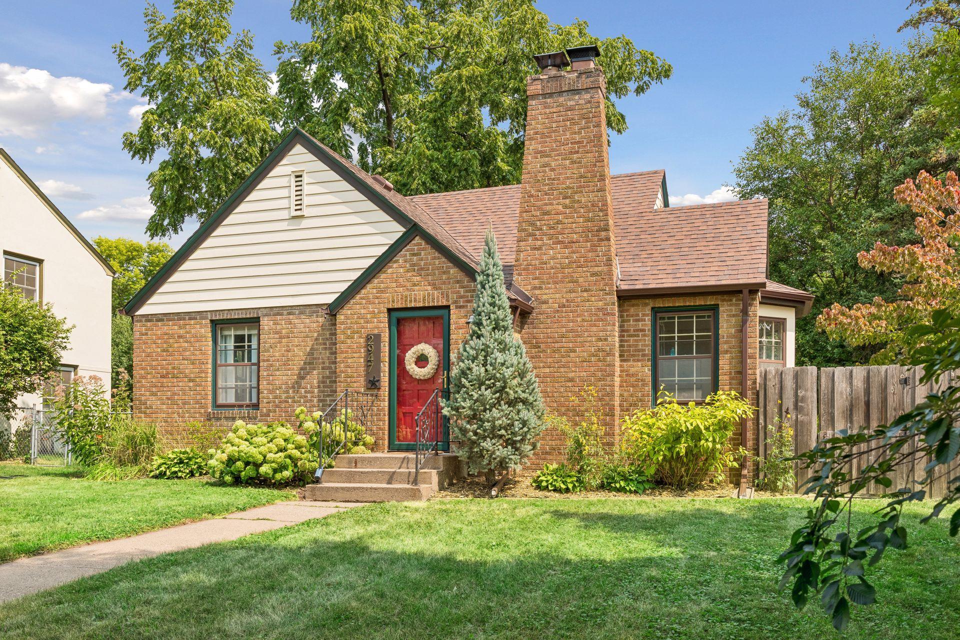 View of Residential at 2947 Quentin Avenue, Saint Louis Park MN 55416, Saint Louis Park (3 of 38) - Mike Wilen | Minnesota Team Real Estate