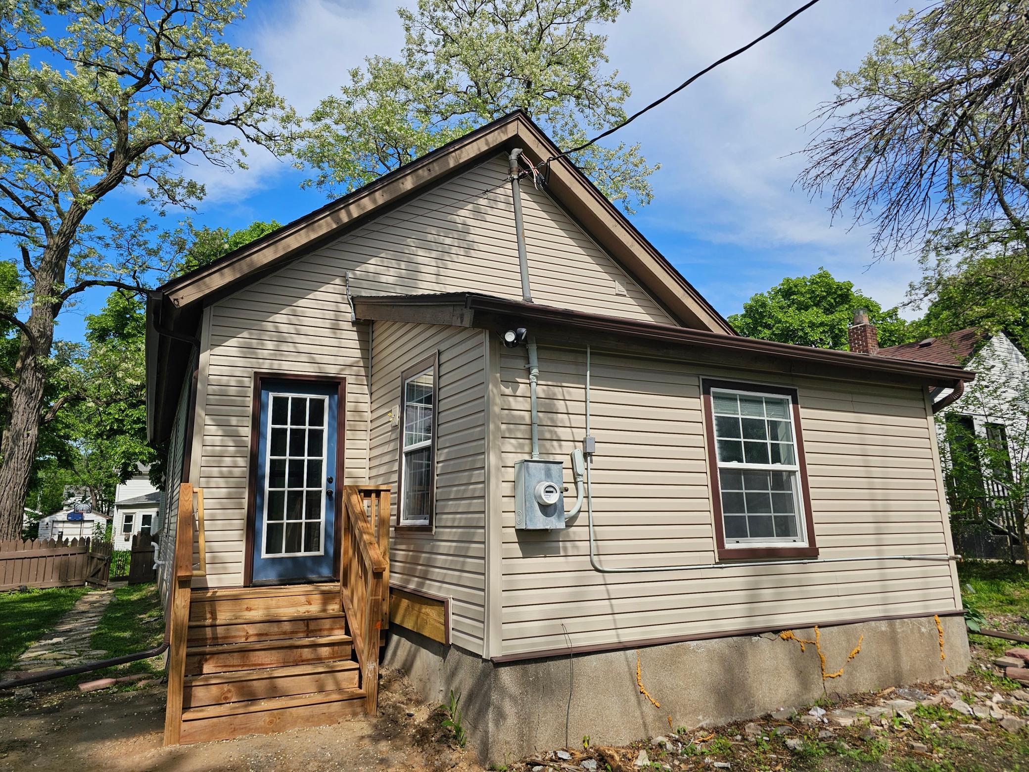 View of Residential at 906 Russell Street, Saint Paul MN 55106, Saint Paul (14 of 14) - Mike Wilen | Minnesota Team Real Estate