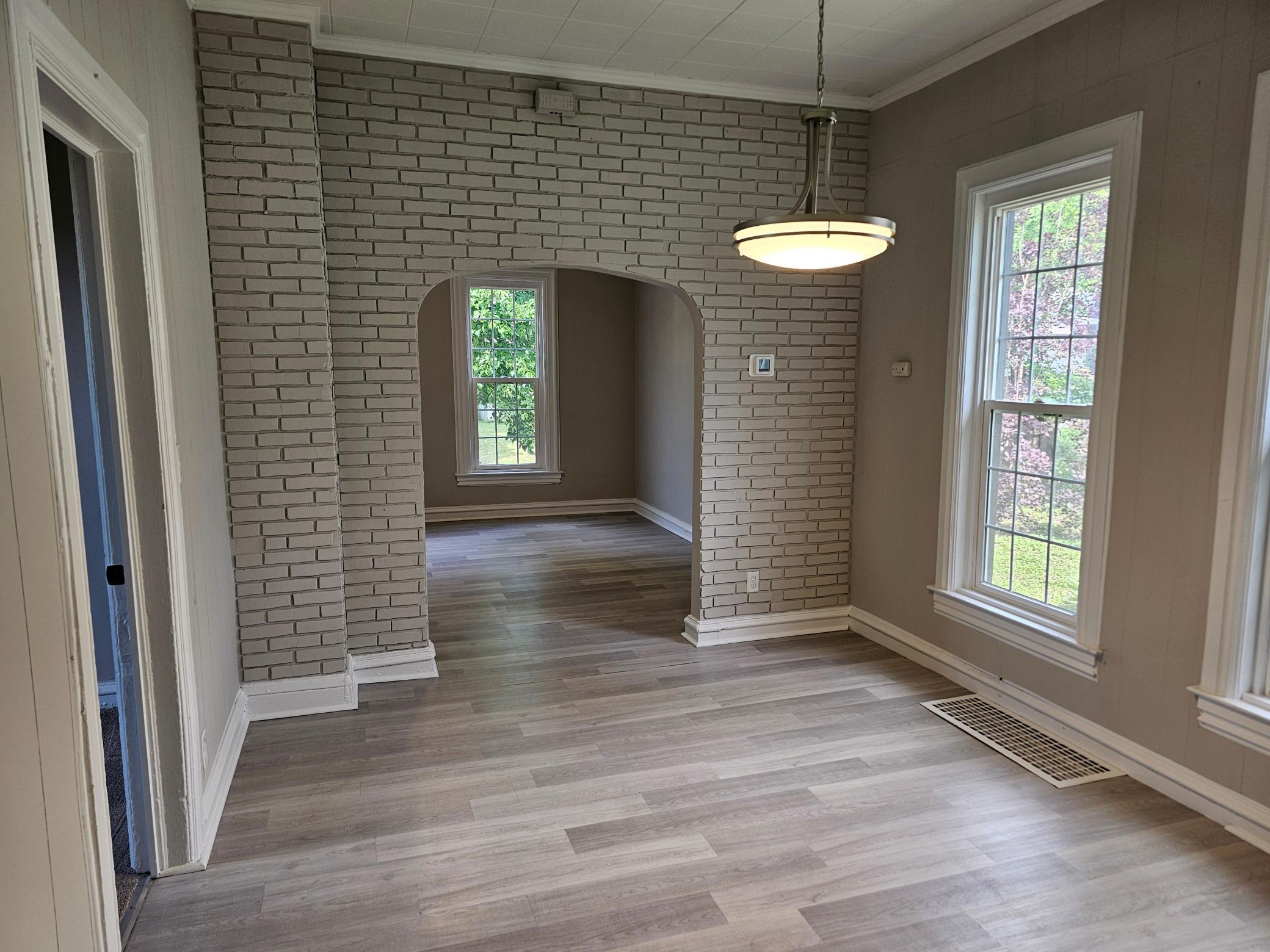 View of Residential at 906 Russell Street, Saint Paul MN 55106, Saint Paul (2 of 14) - Mike Wilen | Minnesota Team Real Estate