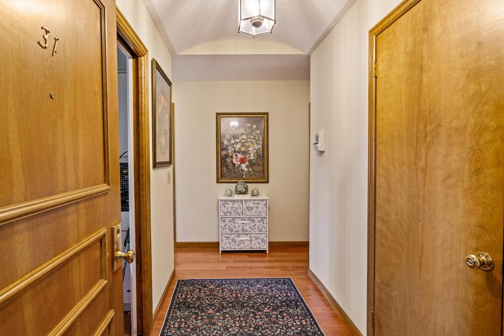 View of Residential at 6300 Xerxes Avenue #31, Edina MN 55423, Edina (5 of 27) - Mike Wilen | Minnesota Team Real Estate