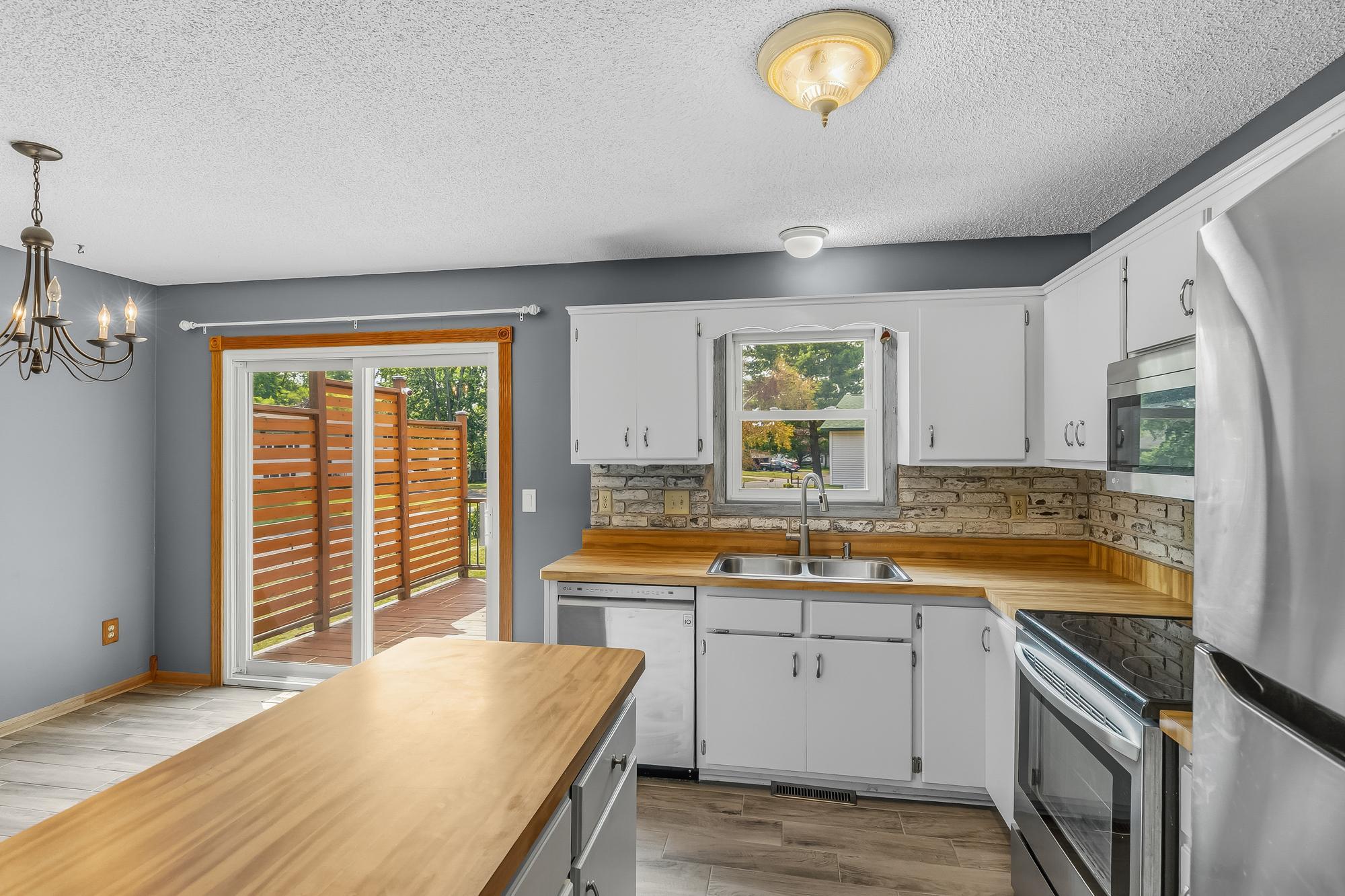 View of Residential at 406 Schilling Circle, Forest Lake MN 55025, Forest Lake (9 of 28) - Mike Wilen | Minnesota Team Real Estate