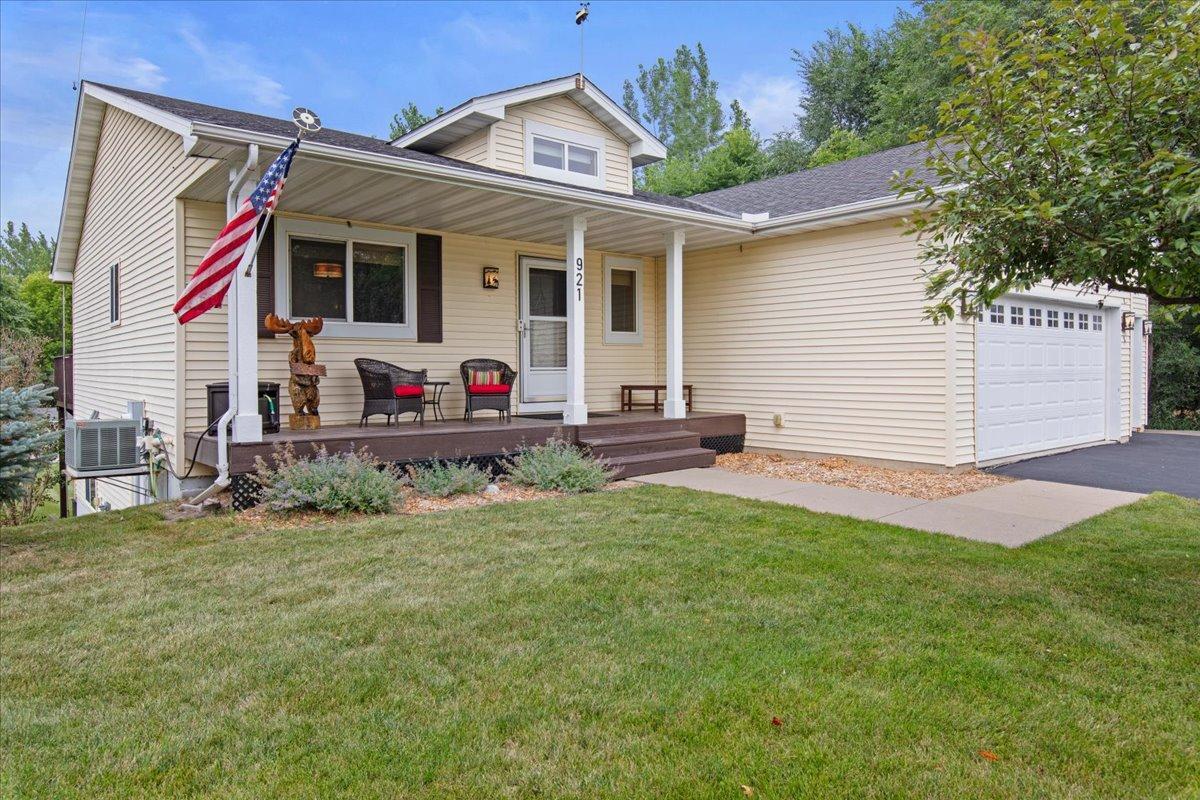 View of Residential at 921 Aspen Lane, Montrose MN 55363, Montrose (37 of 42) - Mike Wilen | Minnesota Team Real Estate