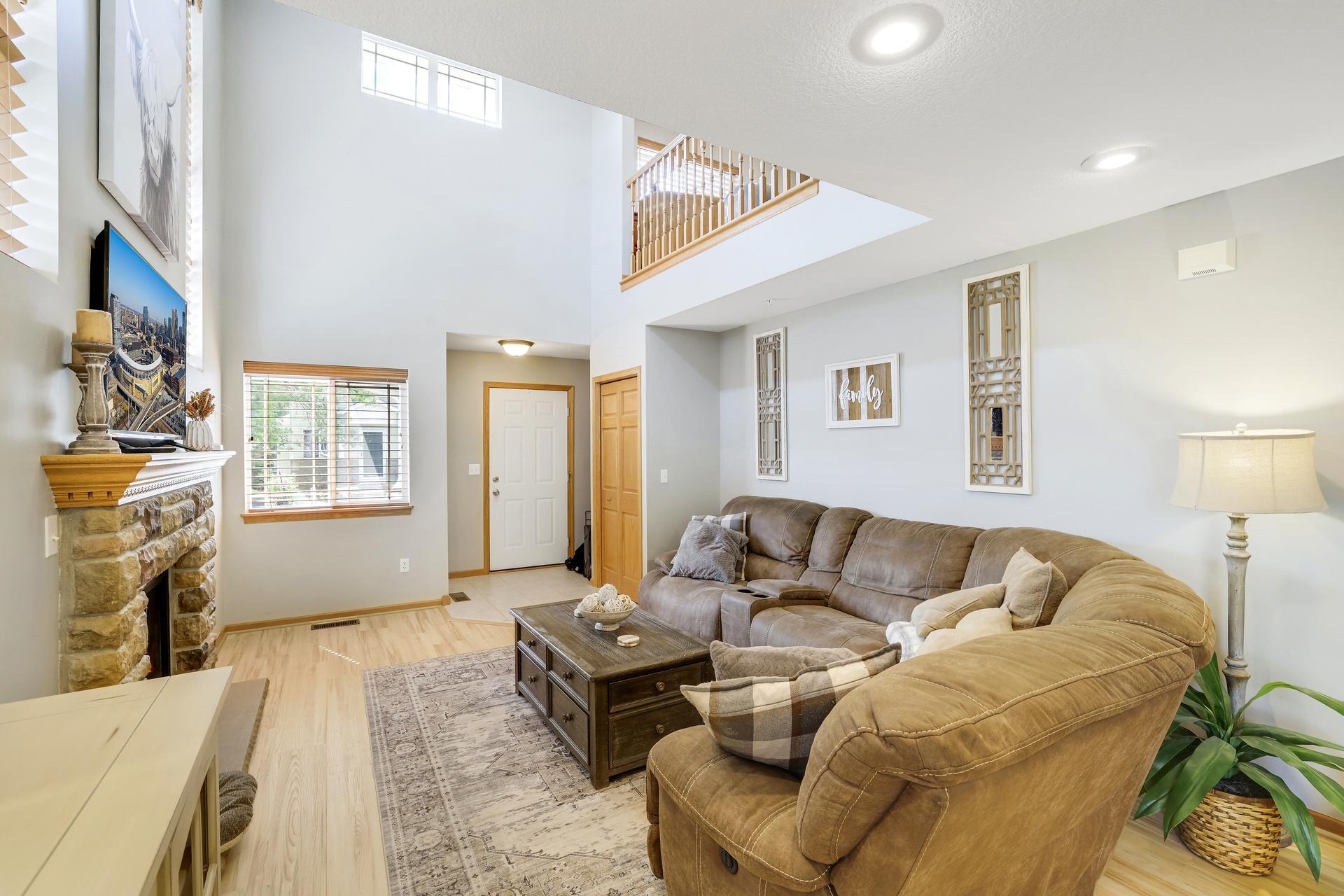 View of Residential at 14995 Chestnut Lane, Savage MN 55378, Savage (11 of 35) - Mike Wilen | Minnesota Team Real Estate