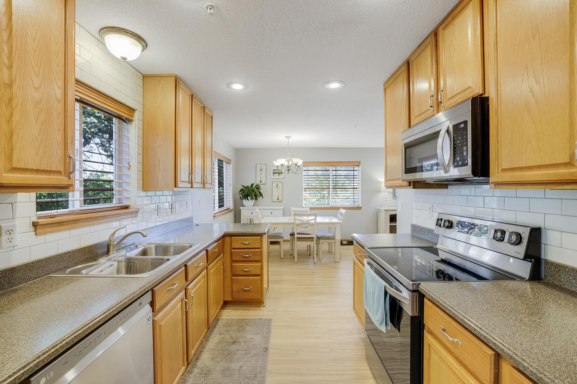 View of Residential at 14995 Chestnut Lane, Savage MN 55378, Savage (17 of 35) - Mike Wilen | Minnesota Team Real Estate