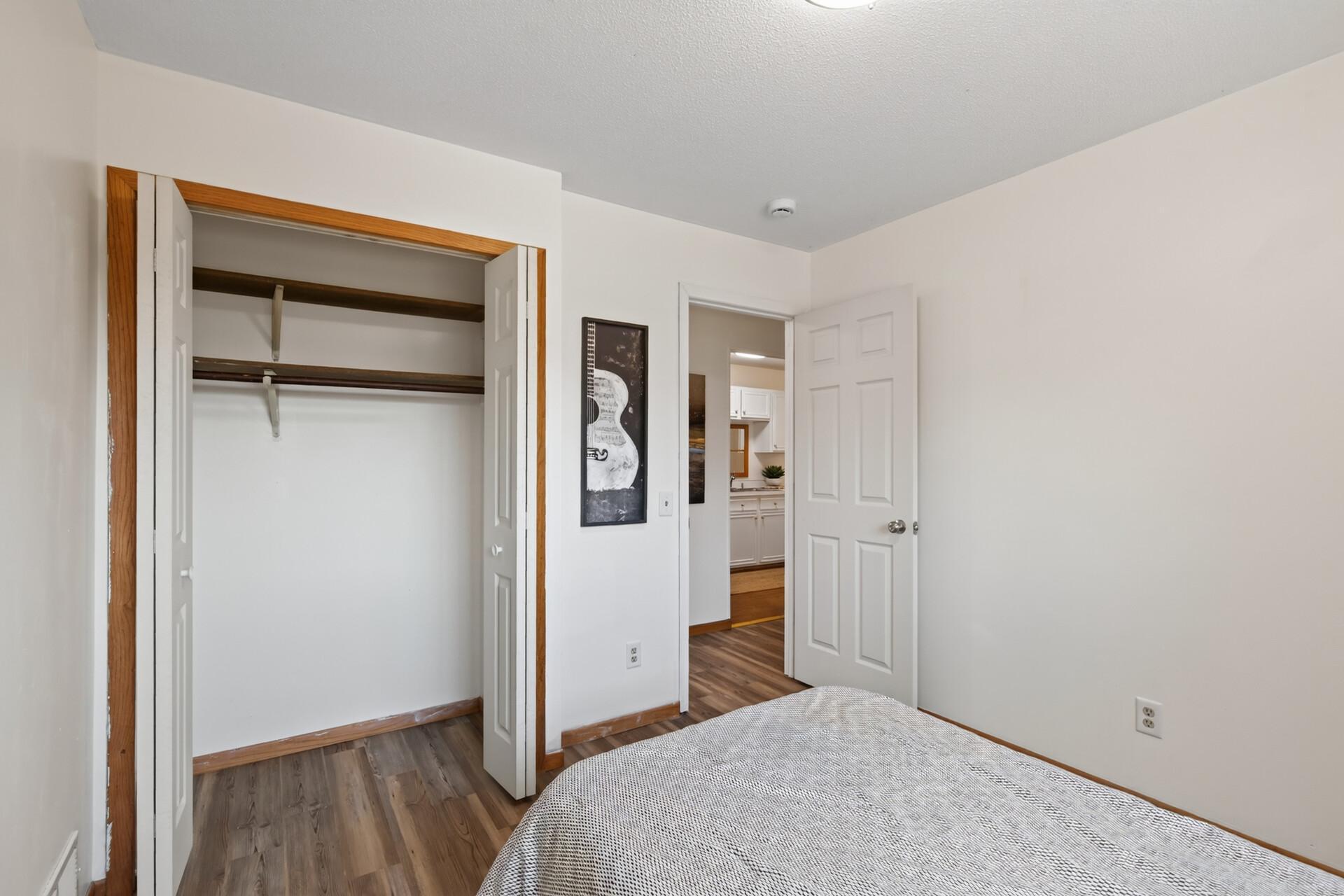 View of Residential at 1010 145th Street, Burnsville MN 55337, Burnsville (26 of 46) - Mike Wilen | Minnesota Team Real Estate