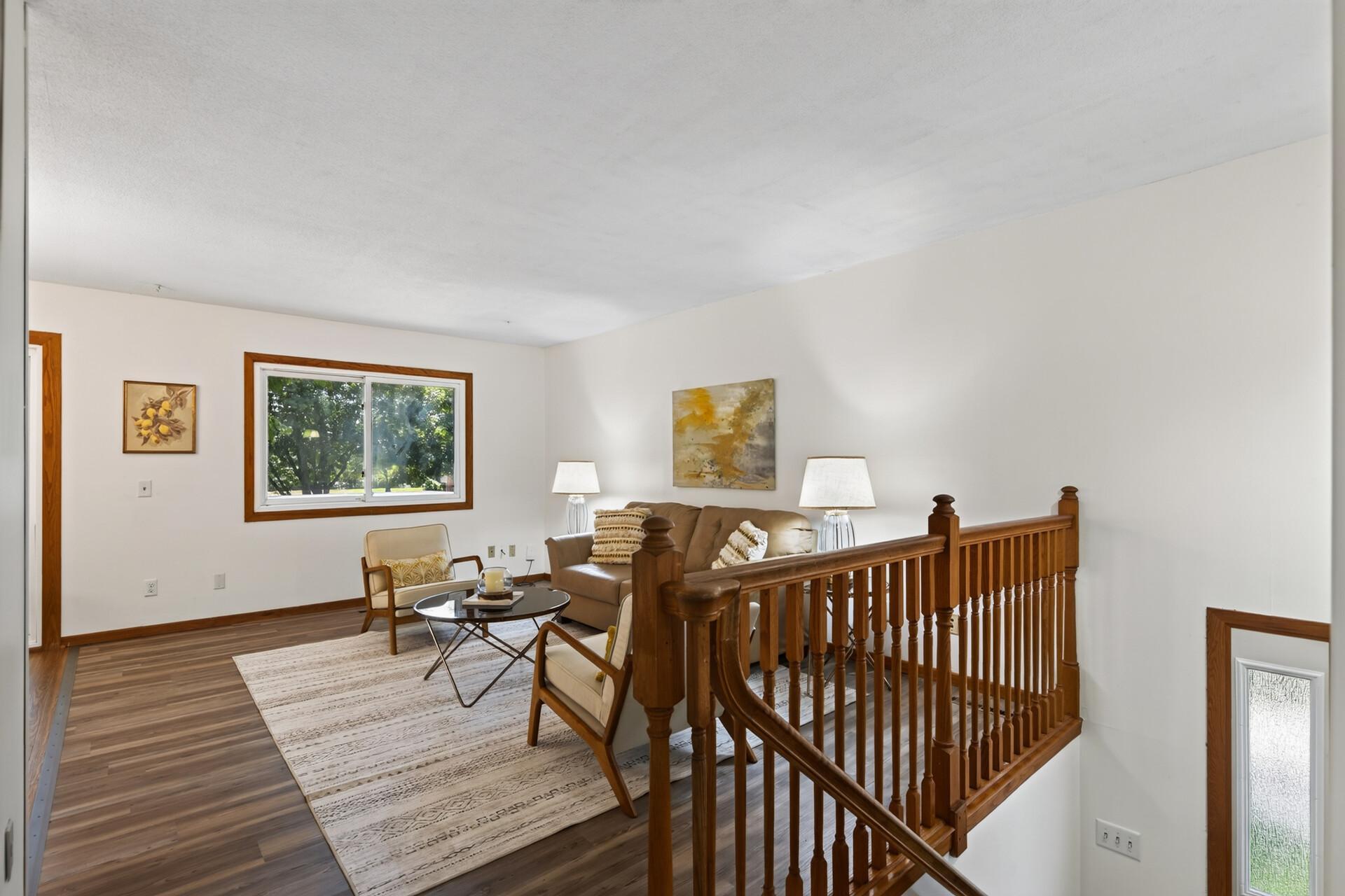 View of Residential at 1010 145th Street, Burnsville MN 55337, Burnsville (6 of 46) - Mike Wilen | Minnesota Team Real Estate