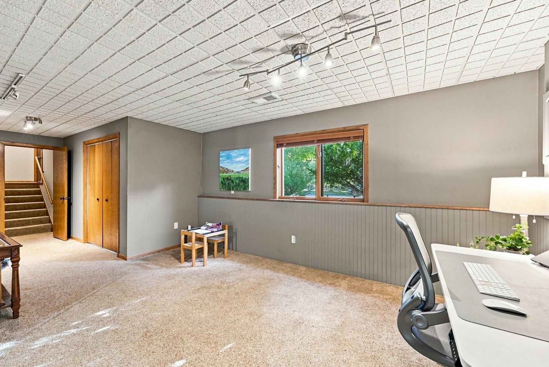 View of Residential at 19002 Barrington Drive, Eden Prairie MN 55346, Eden Prairie (44 of 51) - Mike Wilen | Minnesota Team Real Estate
