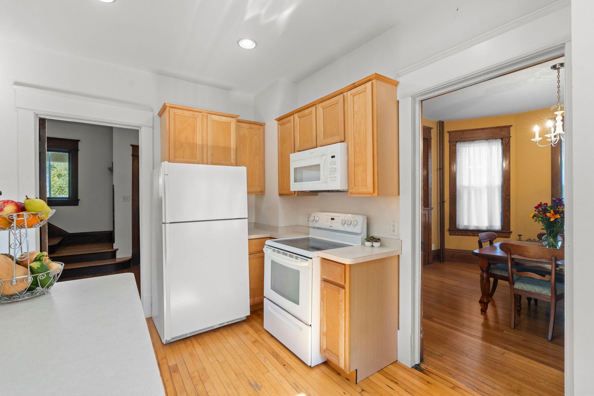 View of Residential at 836 Iglehart Avenue, Saint Paul MN 55104, Saint Paul (17 of 60) - Mike Wilen | Minnesota Team Real Estate