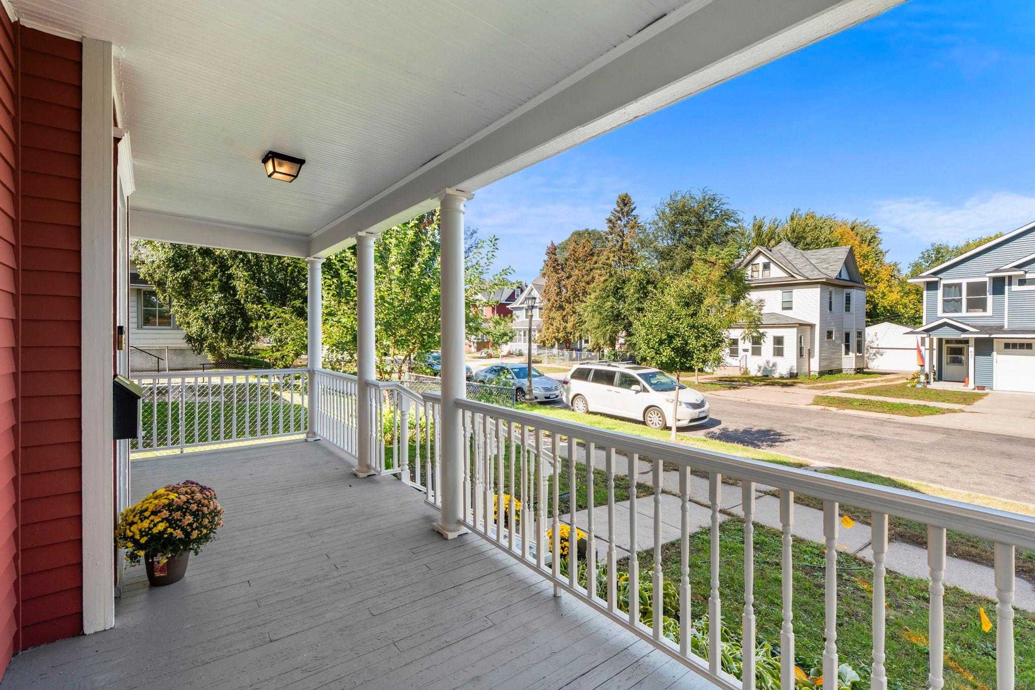 View of Residential at 836 Iglehart Avenue, Saint Paul MN 55104, Saint Paul (4 of 60) - Mike Wilen | Minnesota Team Real Estate