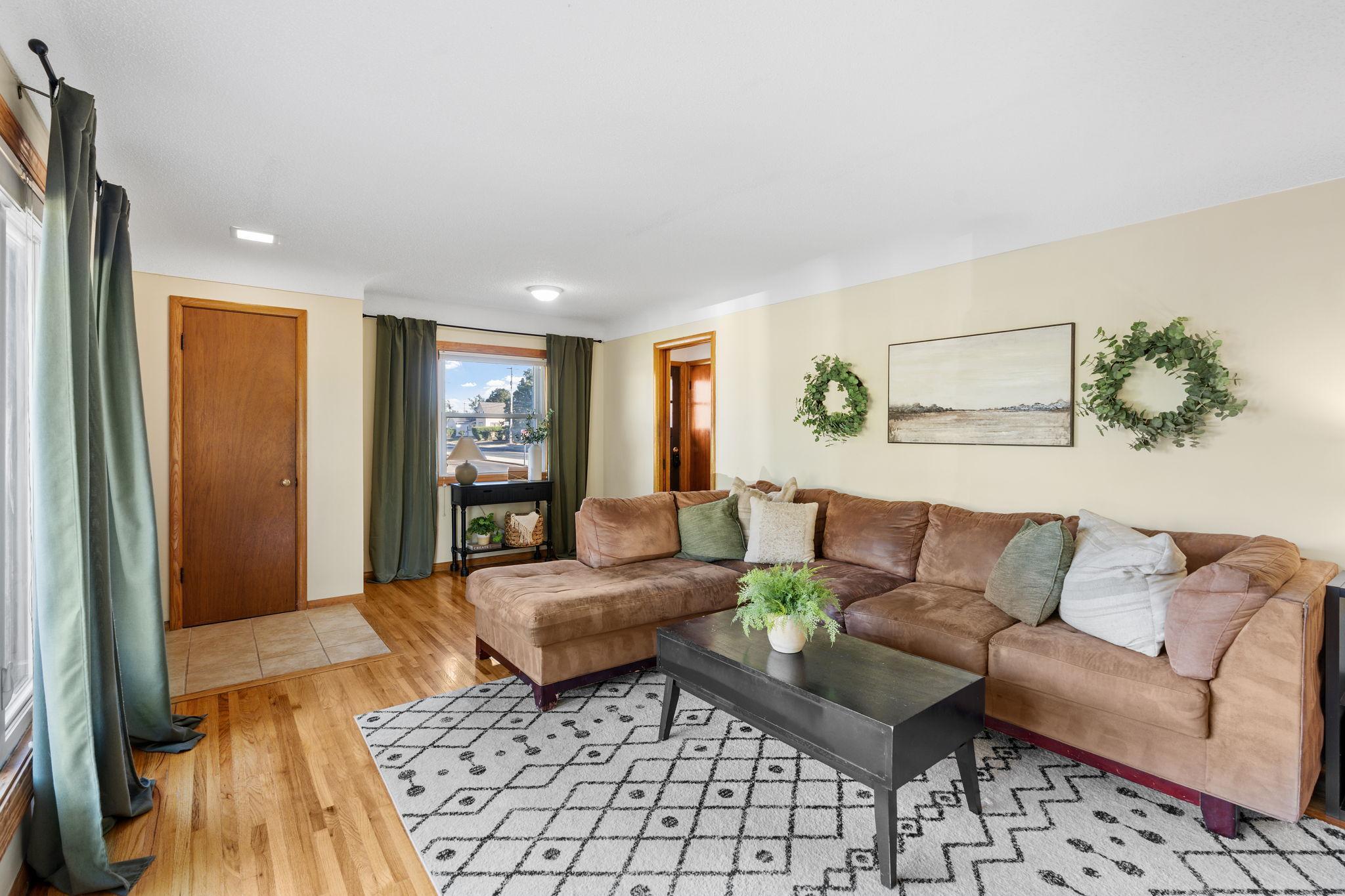 View of Residential at 12611 Monterey Avenue, Savage MN 55378, Savage (9 of 57) - Mike Wilen | Minnesota Team Real Estate