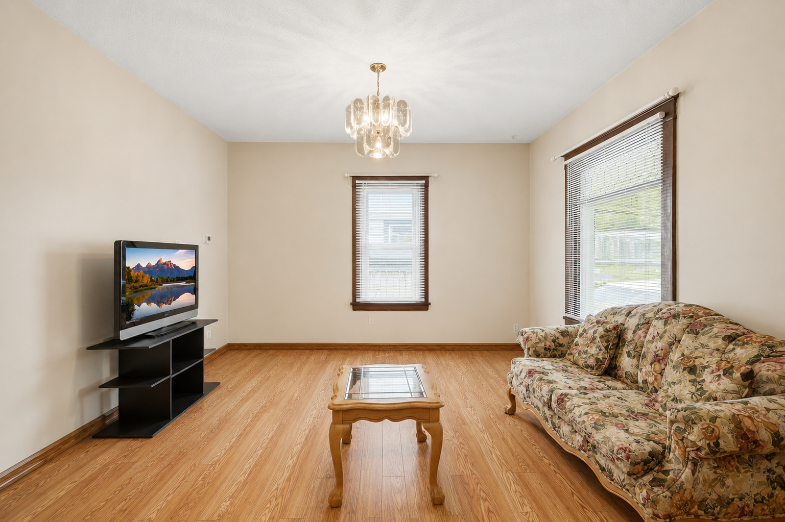 View of Residential Income at 3541 Clinton Avenue, Minneapolis MN 55408, Minneapolis (12 of 17) - Mike Wilen | Minnesota Team Real Estate