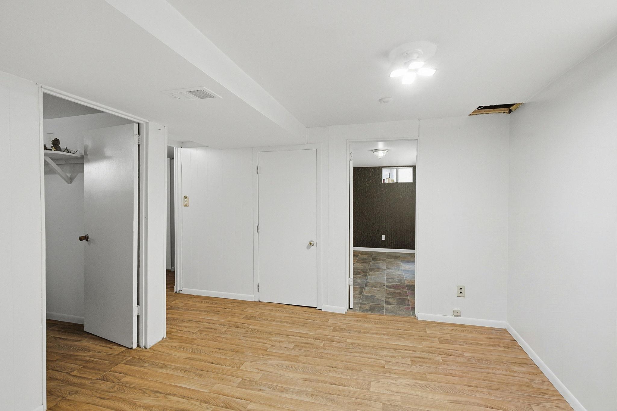 View of Residential Income at 3541 Clinton Avenue, Minneapolis MN 55408, Minneapolis (10 of 17) - Mike Wilen | Minnesota Team Real Estate