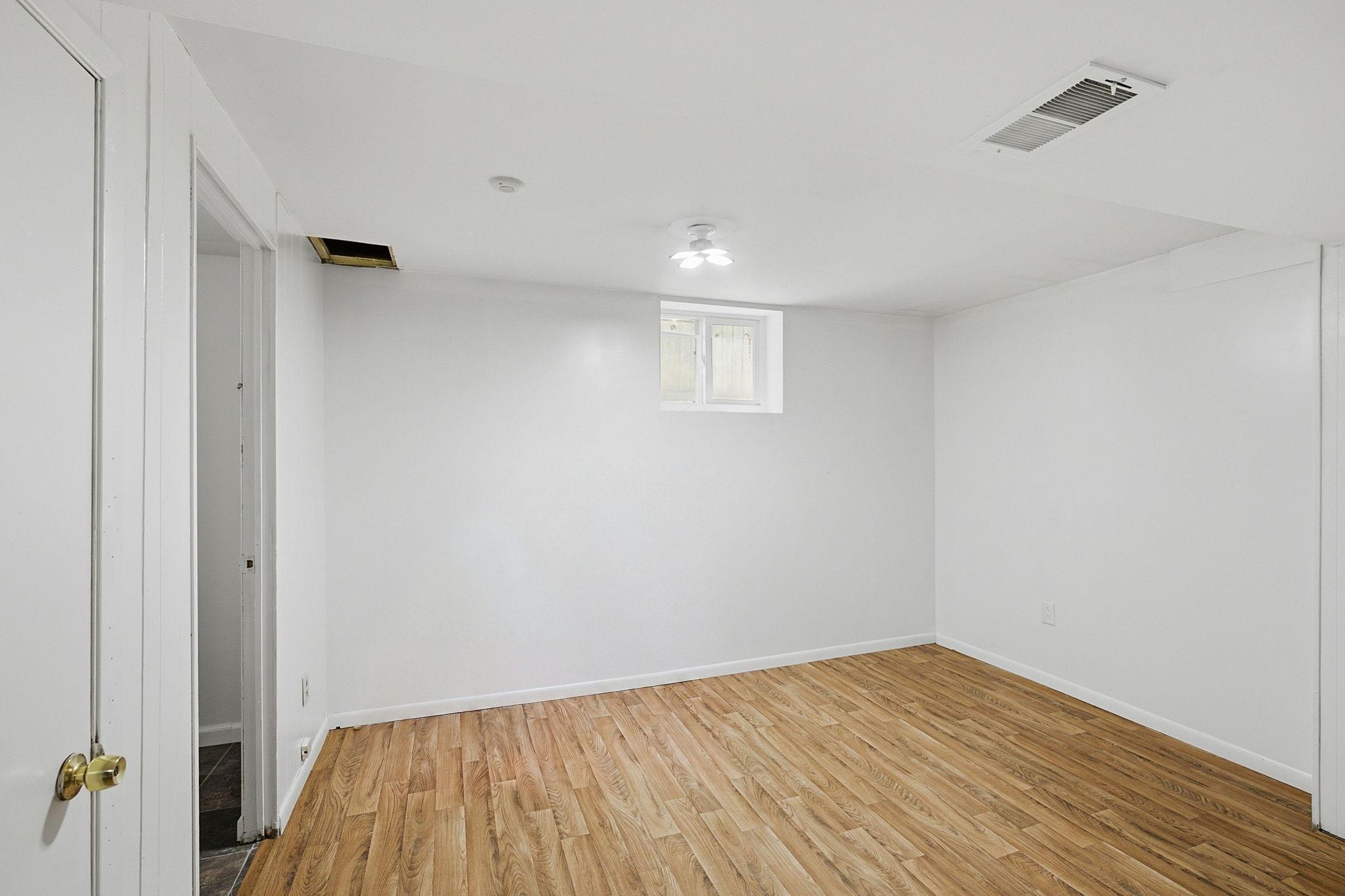 View of Residential Income at 3541 Clinton Avenue, Minneapolis MN 55408, Minneapolis (9 of 17) - Mike Wilen | Minnesota Team Real Estate