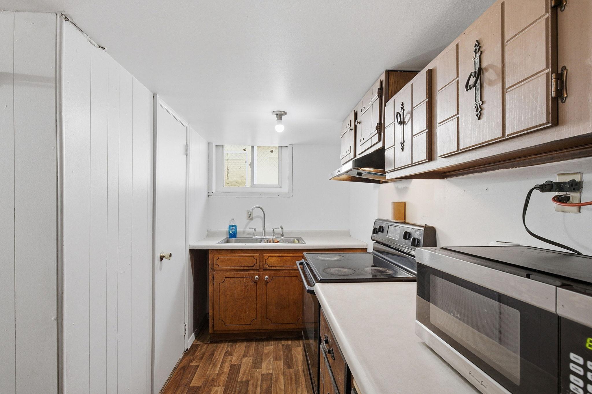 View of Residential Income at 3541 Clinton Avenue, Minneapolis MN 55408, Minneapolis (8 of 17) - Mike Wilen | Minnesota Team Real Estate