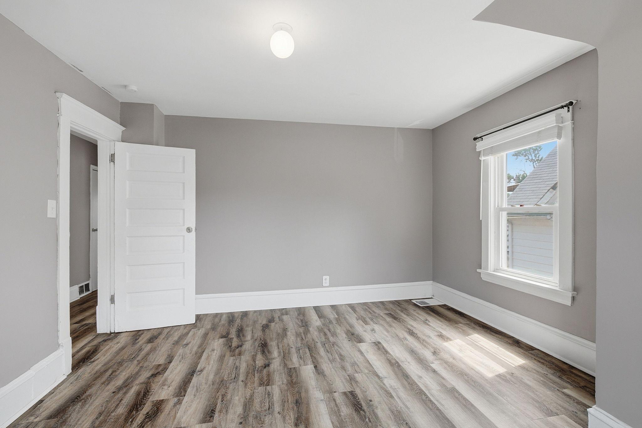 View of Residential Income at 3541 Clinton Avenue, Minneapolis MN 55408, Minneapolis (4 of 17) - Mike Wilen | Minnesota Team Real Estate