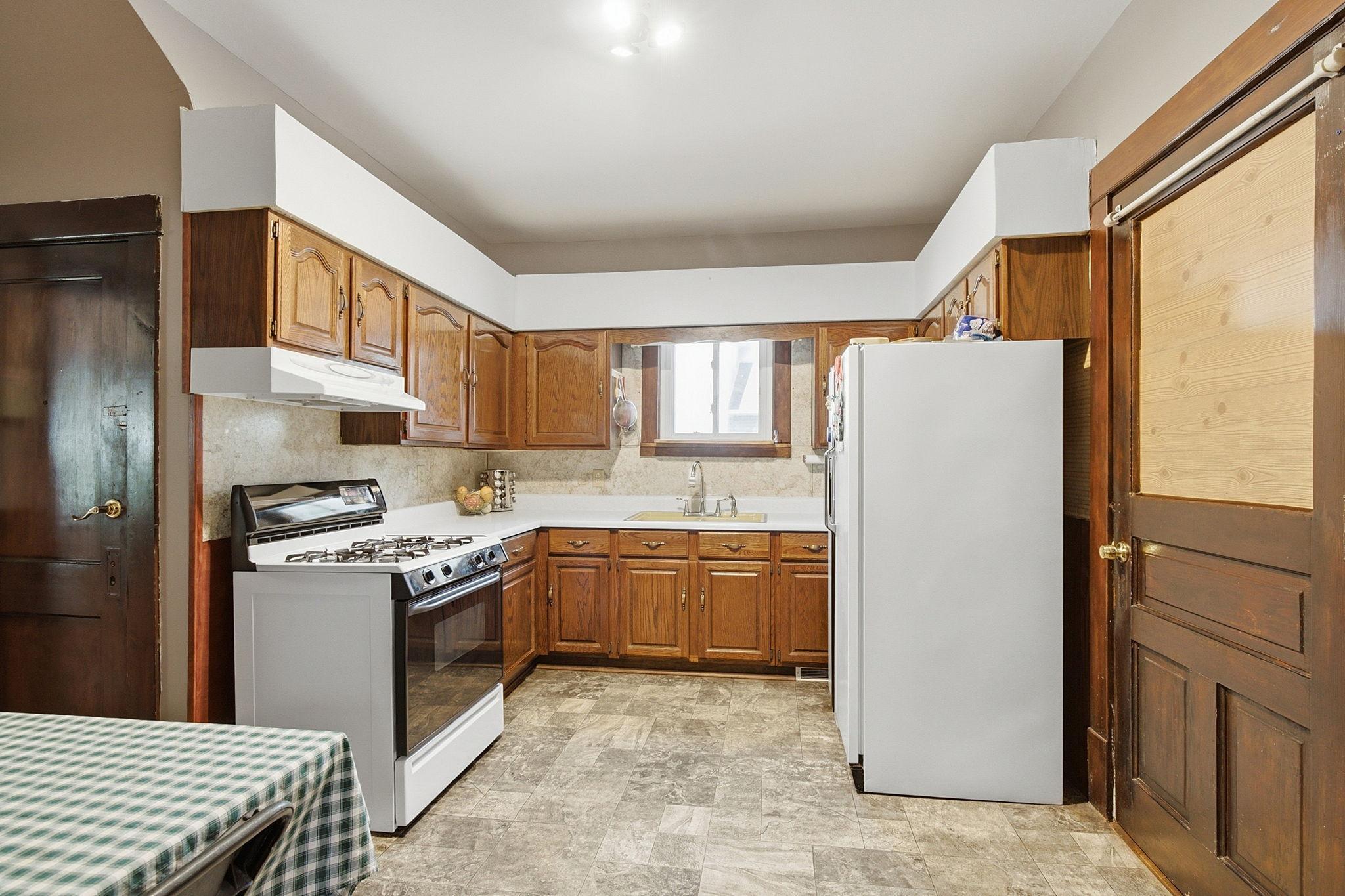 View of Residential Income at 3541 Clinton Avenue, Minneapolis MN 55408, Minneapolis (14 of 17) - Mike Wilen | Minnesota Team Real Estate