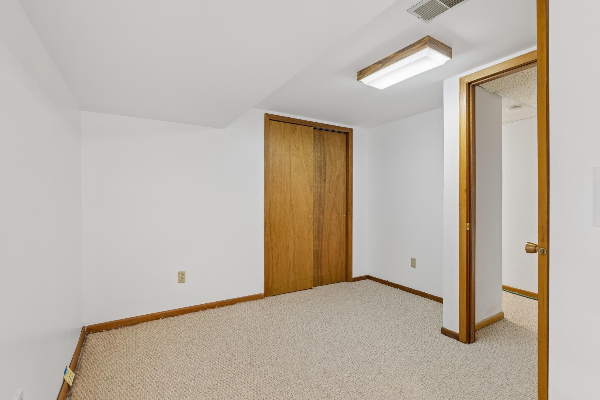 View of Residential at 2047 Morgan Avenue, Saint Paul MN 55116, Saint Paul (31 of 43) - Mike Wilen | Minnesota Team Real Estate