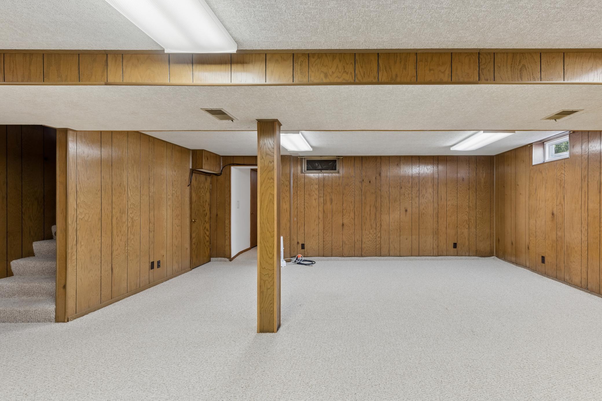 View of Residential at 2047 Morgan Avenue, Saint Paul MN 55116, Saint Paul (27 of 43) - Mike Wilen | Minnesota Team Real Estate