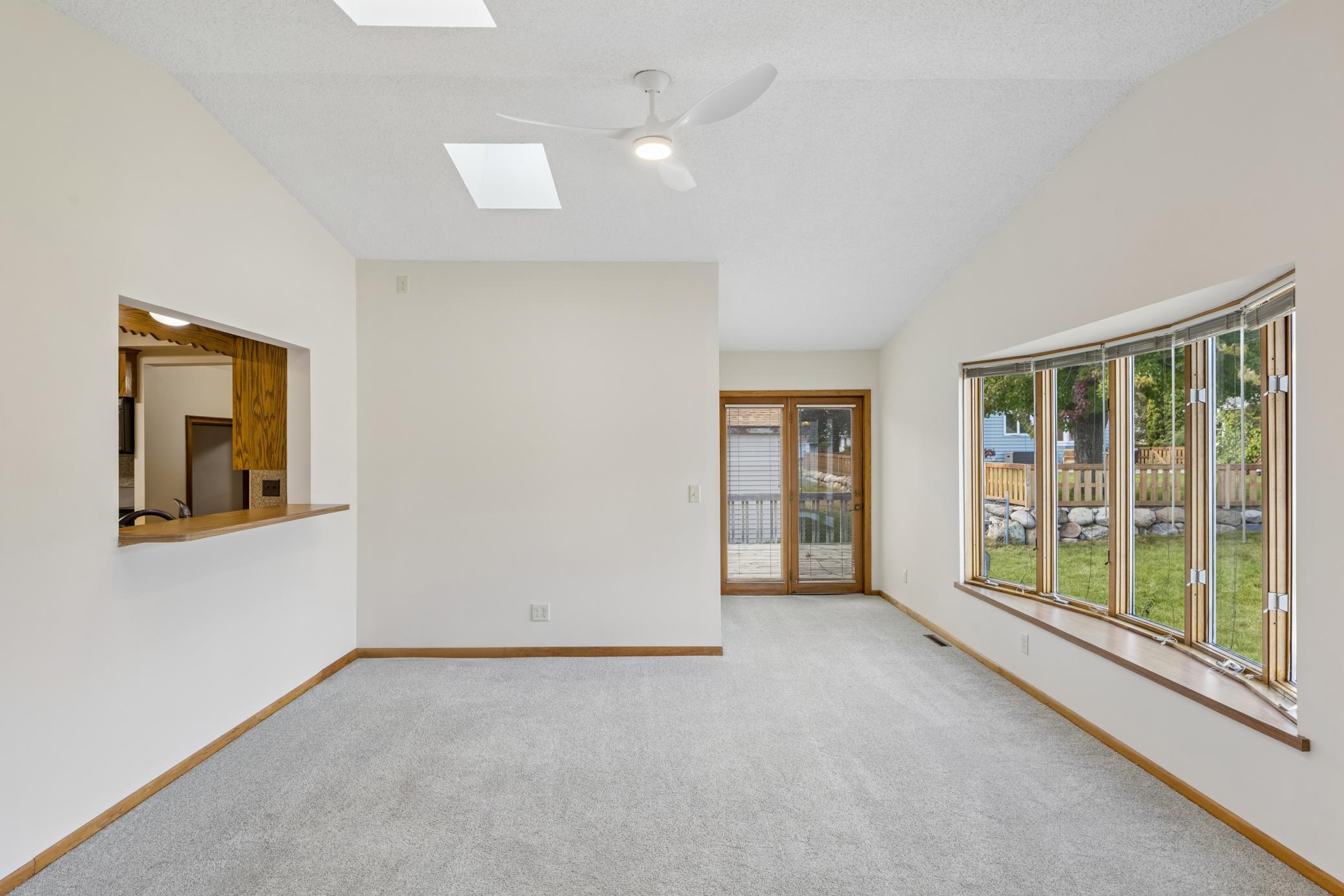 View of Residential at 2047 Morgan Avenue, Saint Paul MN 55116, Saint Paul (8 of 43) - Mike Wilen | Minnesota Team Real Estate