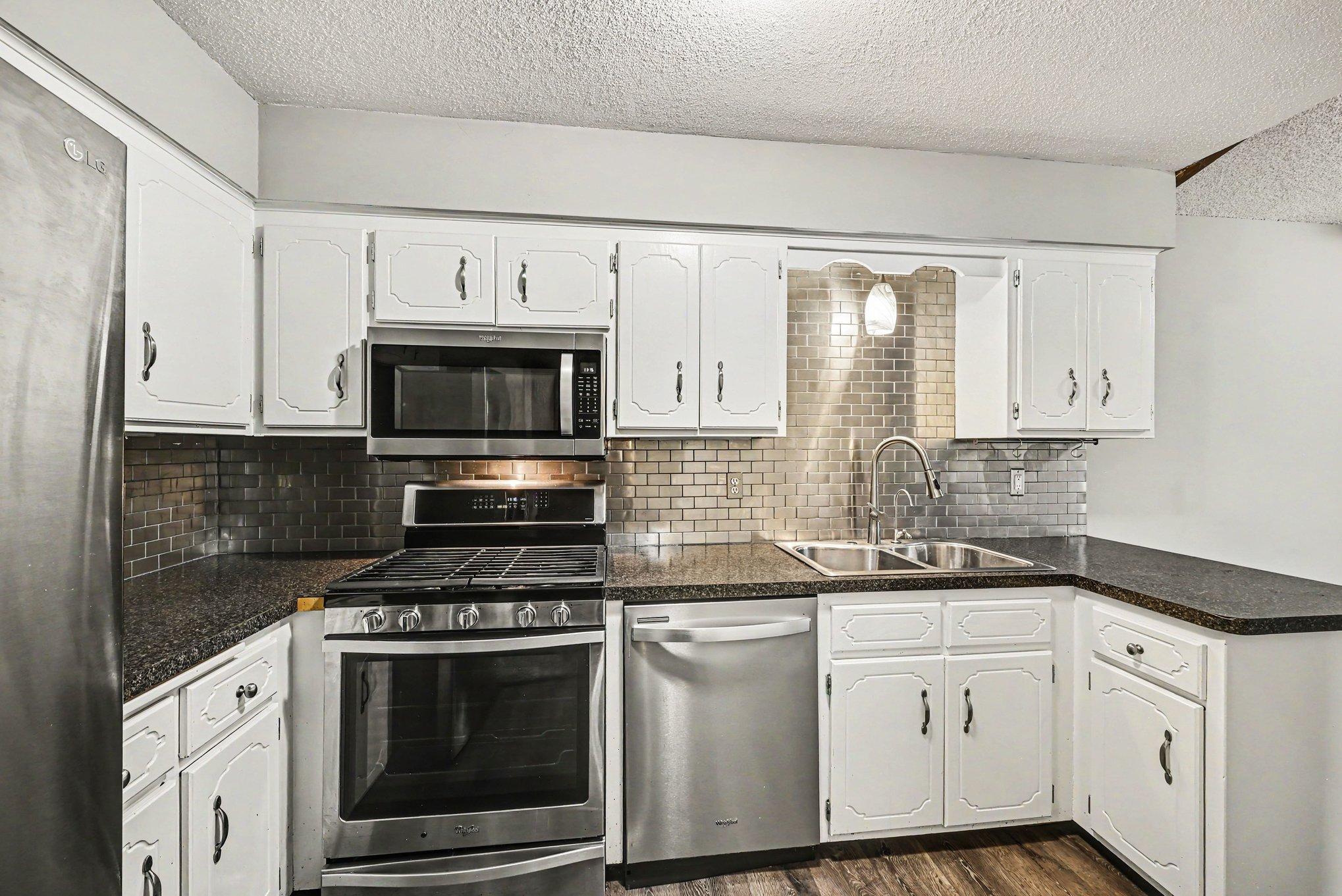 View of Residential at 1086 122nd Avenue, Blaine MN 55434, Blaine (9 of 25) - Mike Wilen | Minnesota Team Real Estate