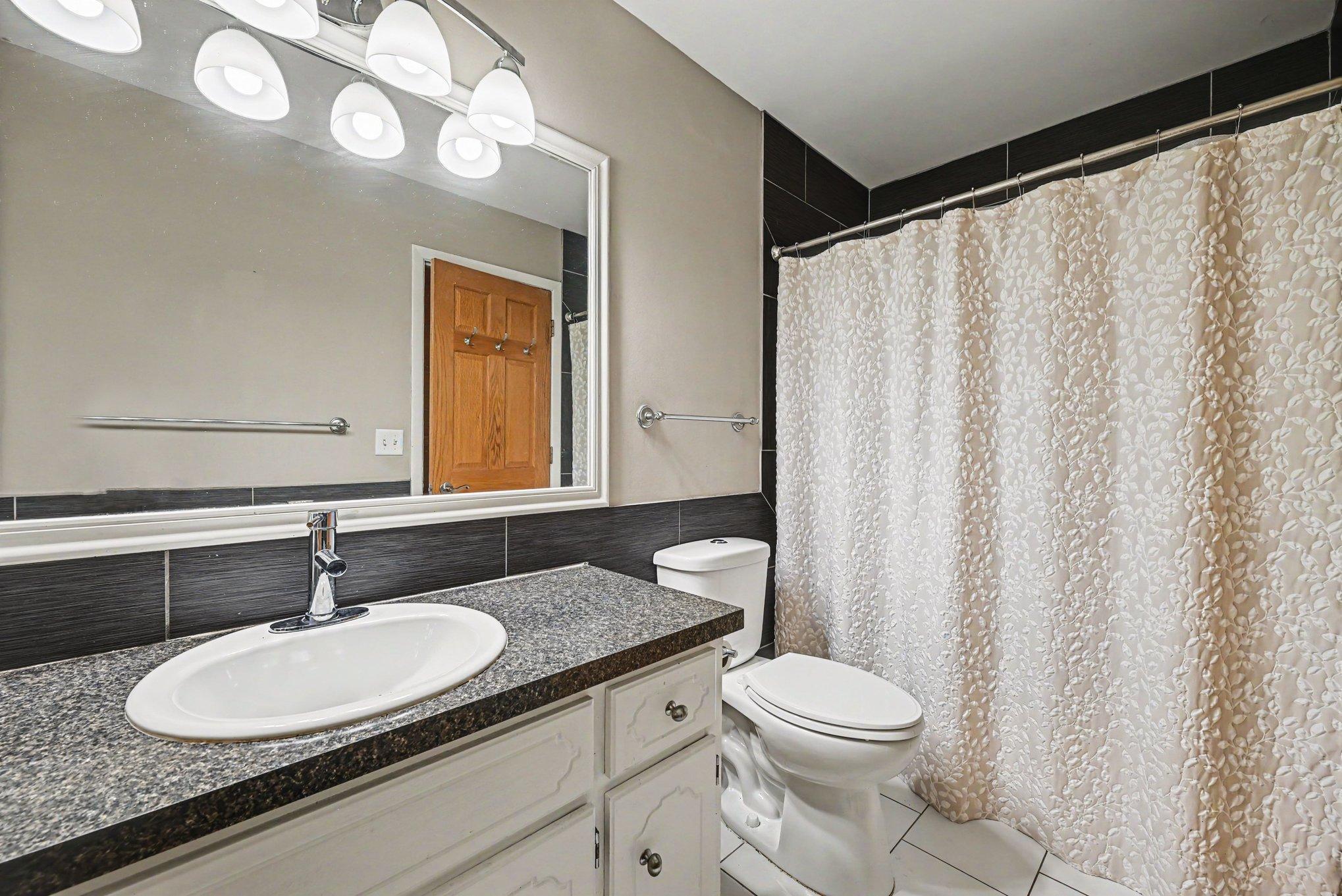 View of Residential at 1086 122nd Avenue, Blaine MN 55434, Blaine (17 of 25) - Mike Wilen | Minnesota Team Real Estate