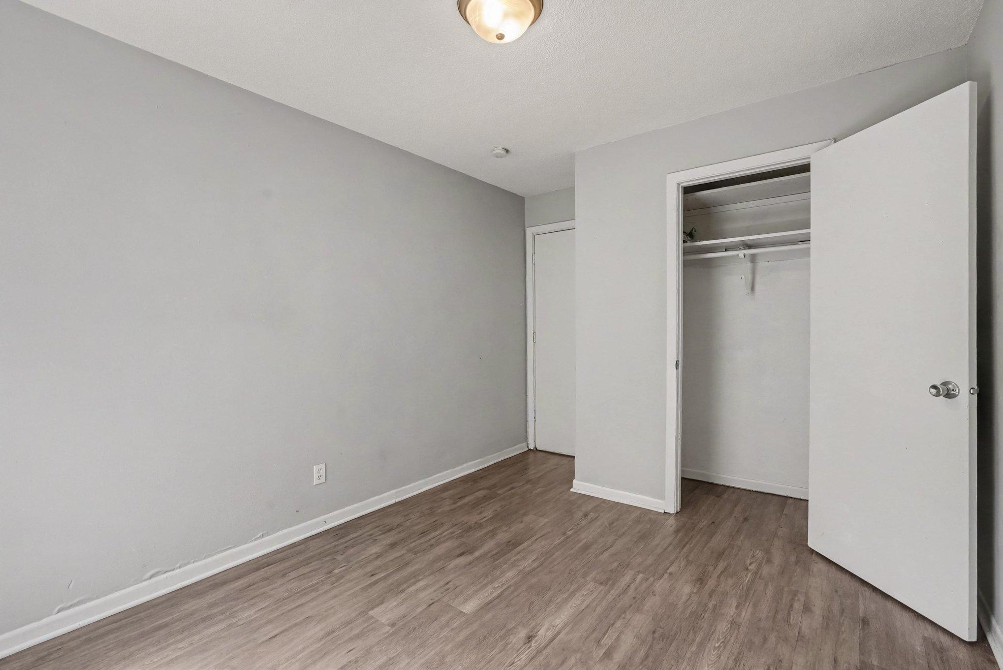 View of Commercial Sale at 2110 Park Avenue, Minneapolis MN 55404, Minneapolis (18 of 29) - Mike Wilen | Minnesota Team Real Estate