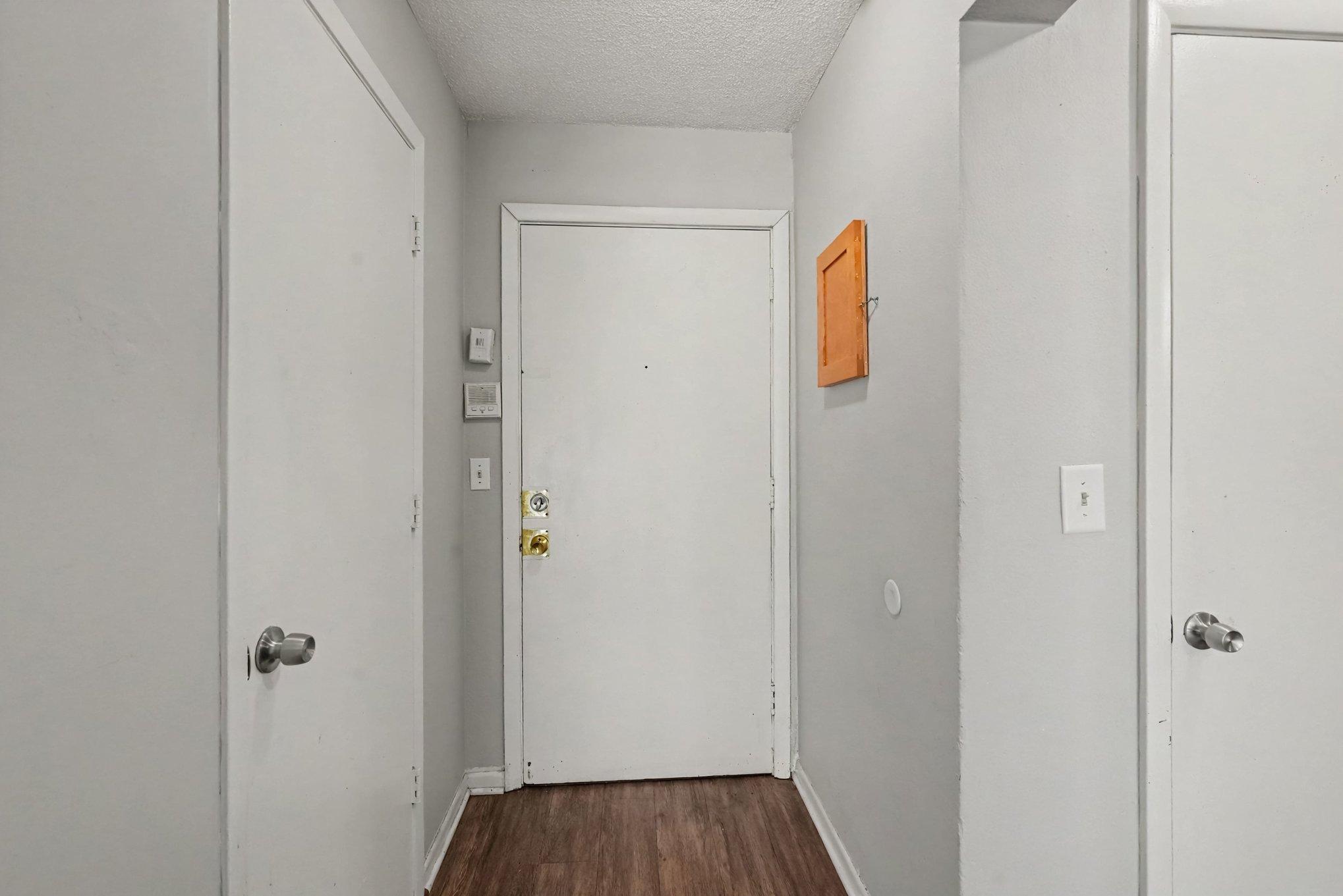 View of Commercial Sale at 2110 Park Avenue, Minneapolis MN 55404, Minneapolis (13 of 29) - Mike Wilen | Minnesota Team Real Estate