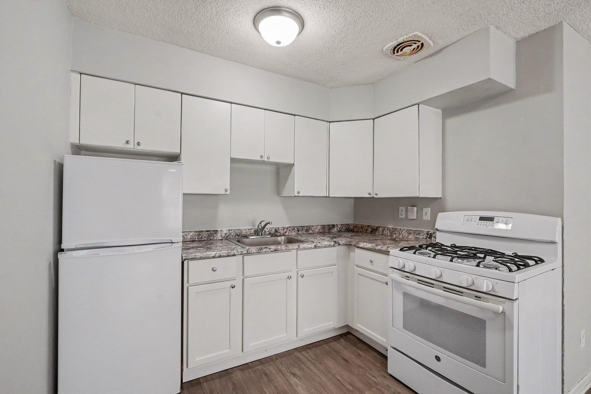 View of Commercial Sale at 2110 Park Avenue, Minneapolis MN 55404, Minneapolis (6 of 29) - Mike Wilen | Minnesota Team Real Estate
