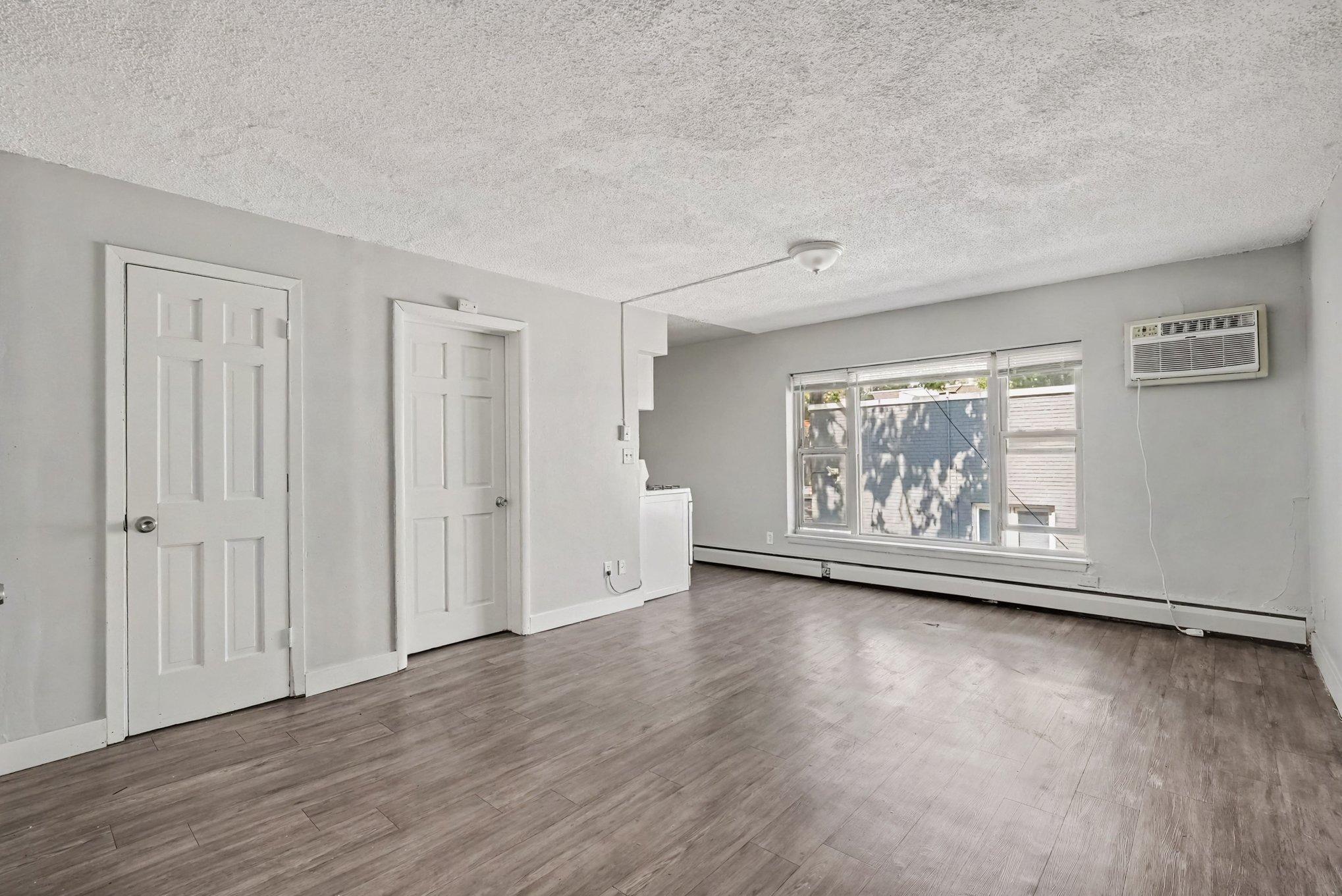 View of Commercial Sale at 2110 Park Avenue, Minneapolis MN 55404, Minneapolis (4 of 29) - Mike Wilen | Minnesota Team Real Estate