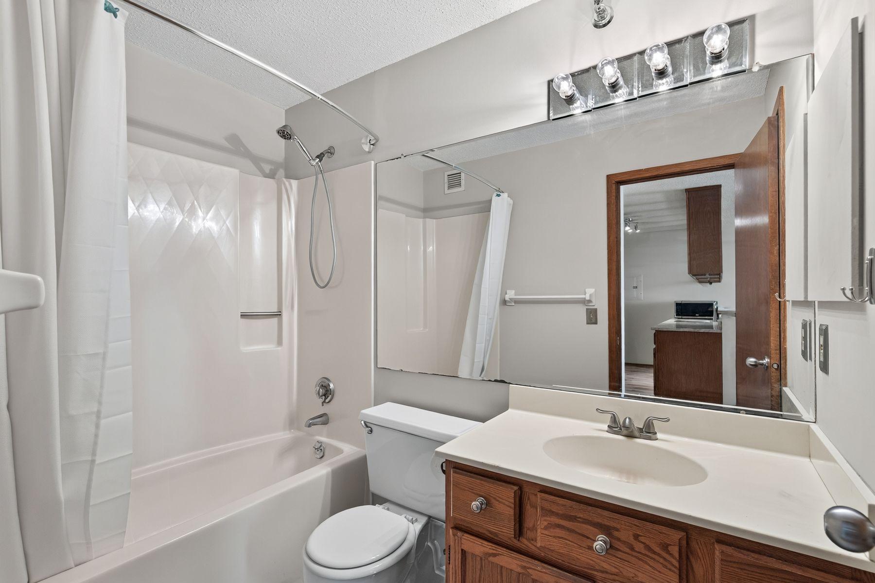 View of Residential at 433 7th Street #2209, Minneapolis MN 55415, Minneapolis (17 of 34) - Mike Wilen | Minnesota Team Real Estate
