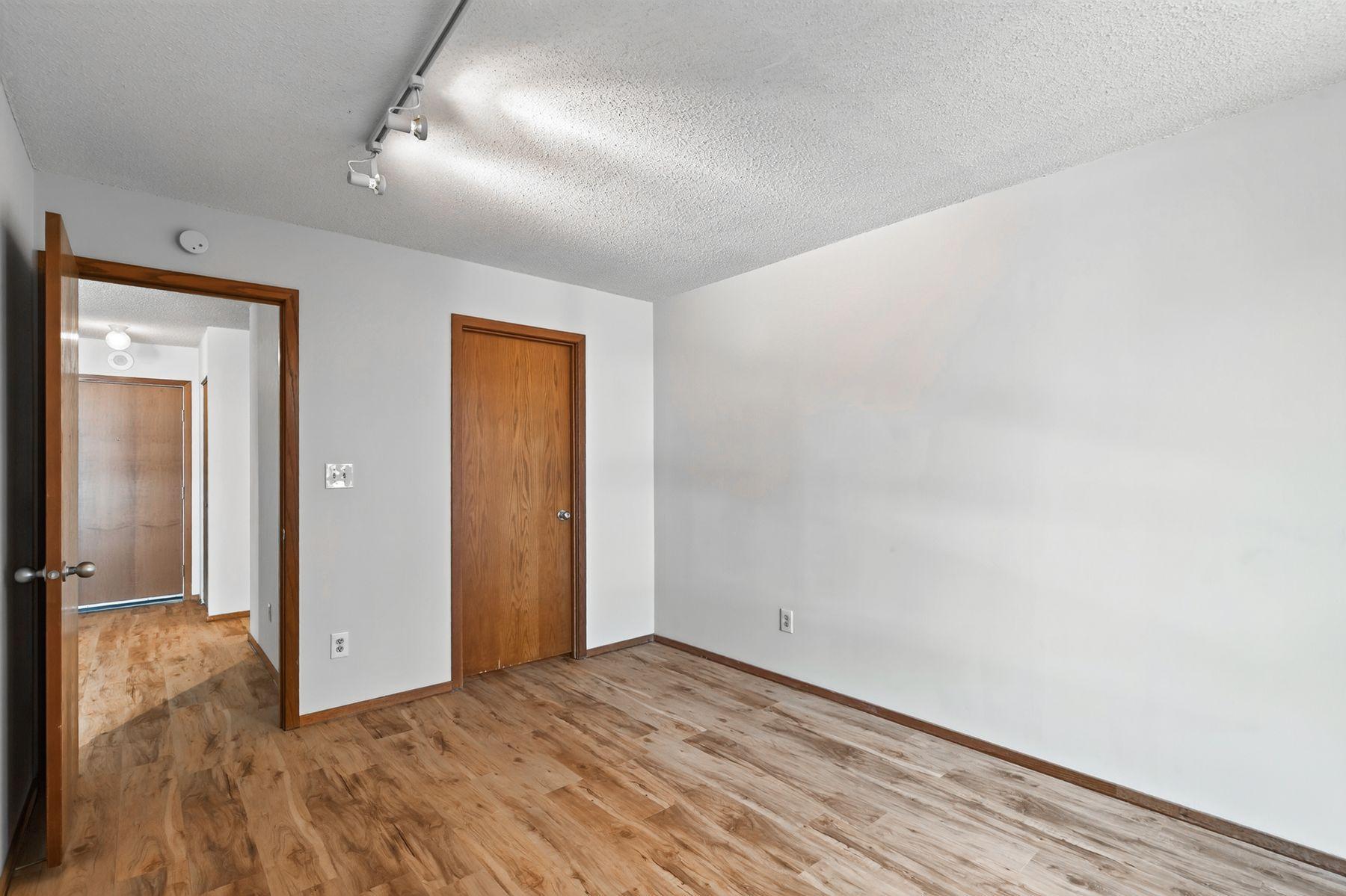 View of Residential at 433 7th Street #2209, Minneapolis MN 55415, Minneapolis (14 of 34) - Mike Wilen | Minnesota Team Real Estate