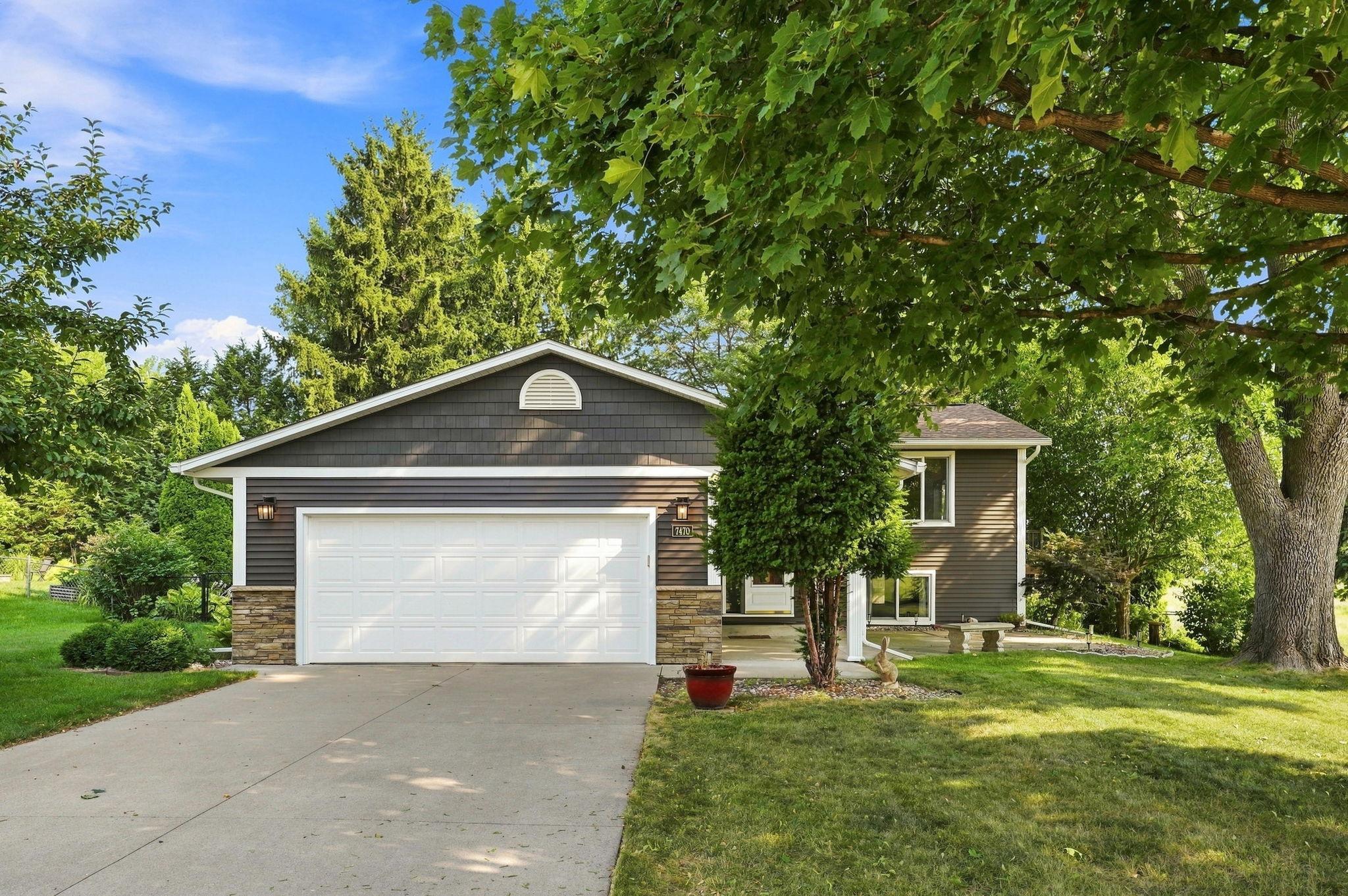 View of Residential at 7470 Upper 26th Street, Oakdale MN 55128, Oakdale - Mike Wilen | Minnesota Team Real Estate
