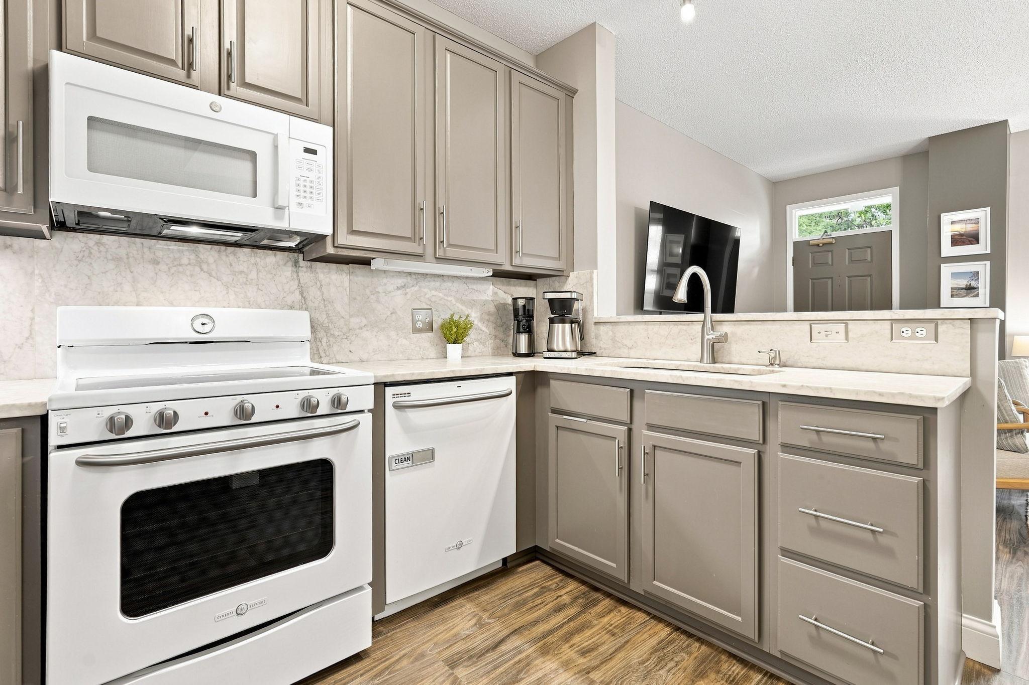 View of Residential at 645 1st Street #129, Minneapolis MN 55401, Minneapolis (7 of 32) - Mike Wilen | Minnesota Team Real Estate