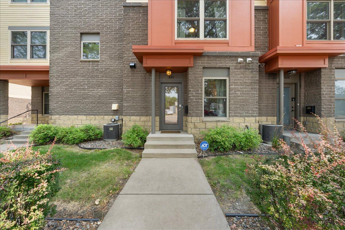 View of Residential at 640 Dale Street, Saint Paul MN 55103, Saint Paul - Mike Wilen | Minnesota Team Real Estate