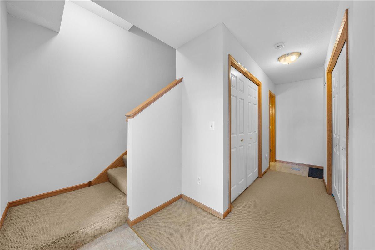 View of Residential at 640 Dale Street, Saint Paul MN 55103, Saint Paul (9 of 29) - Mike Wilen | Minnesota Team Real Estate