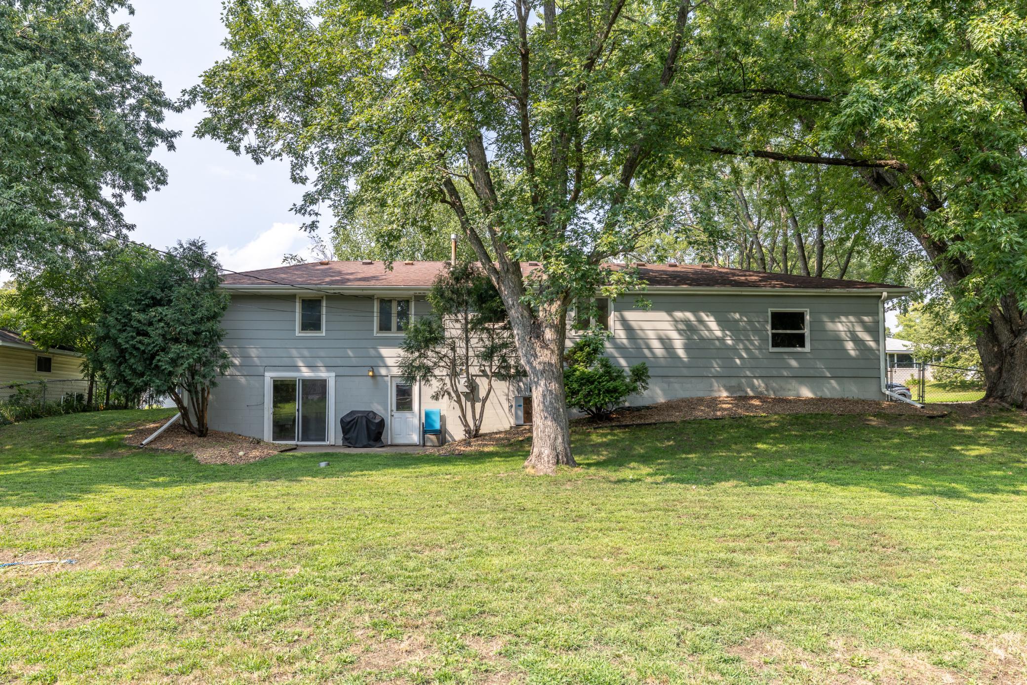 View of Residential at 2509 140th Street, Burnsville MN 55337, Burnsville (40 of 44) - Mike Wilen | Minnesota Team Real Estate