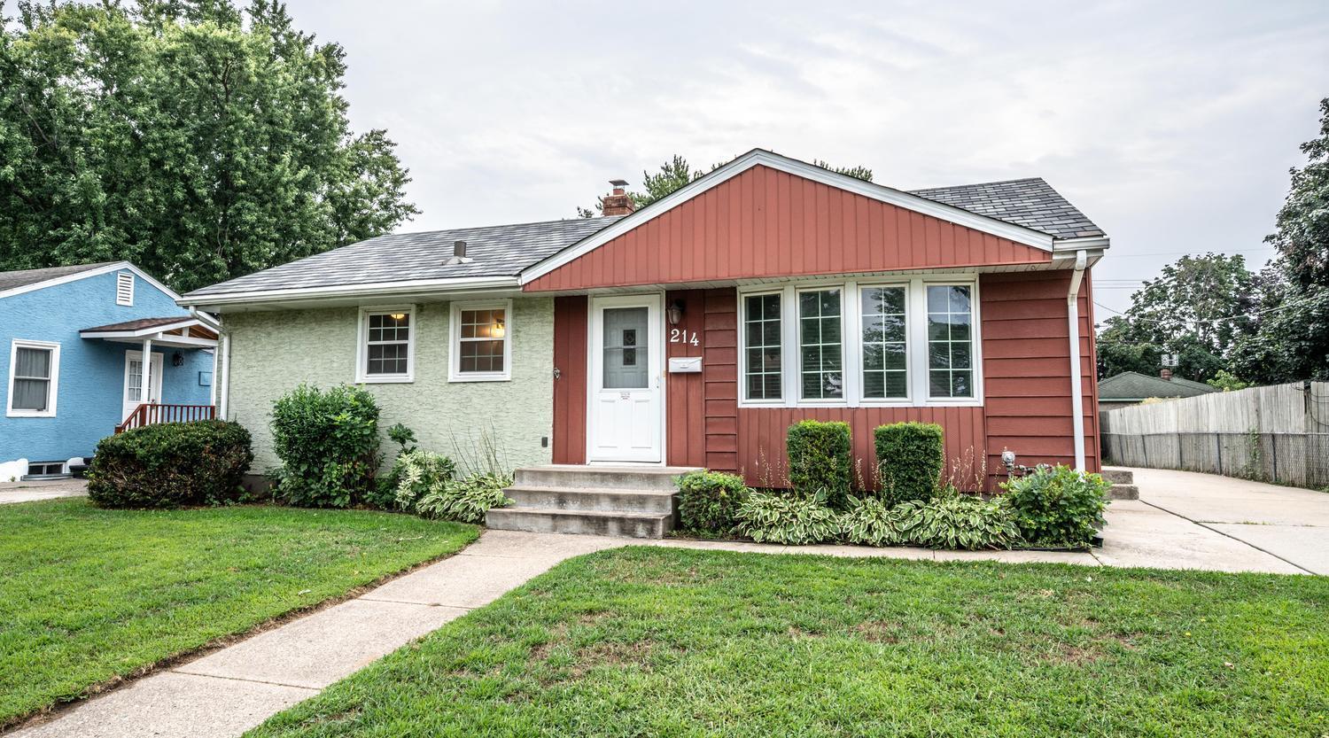 View of Residential at 214 Poplar Street, South Saint Paul MN 55075, South Saint Paul - Mike Wilen | Minnesota Team Real Estate