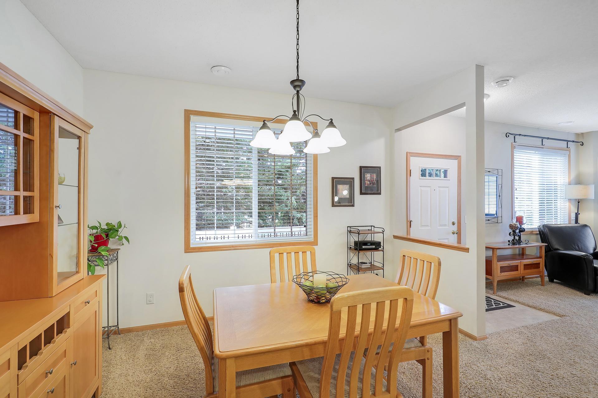 View of Residential at 10881 Oak Grove Circle #B, Woodbury MN 55129, Woodbury (13 of 46) - Mike Wilen | Minnesota Team Real Estate