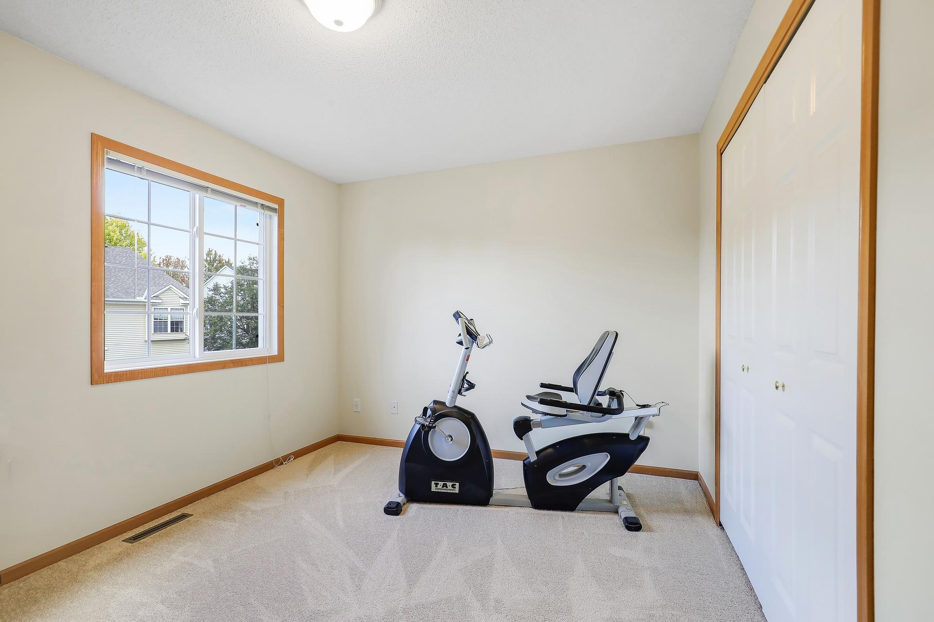 View of Residential at 10881 Oak Grove Circle #B, Woodbury MN 55129, Woodbury (33 of 46) - Mike Wilen | Minnesota Team Real Estate