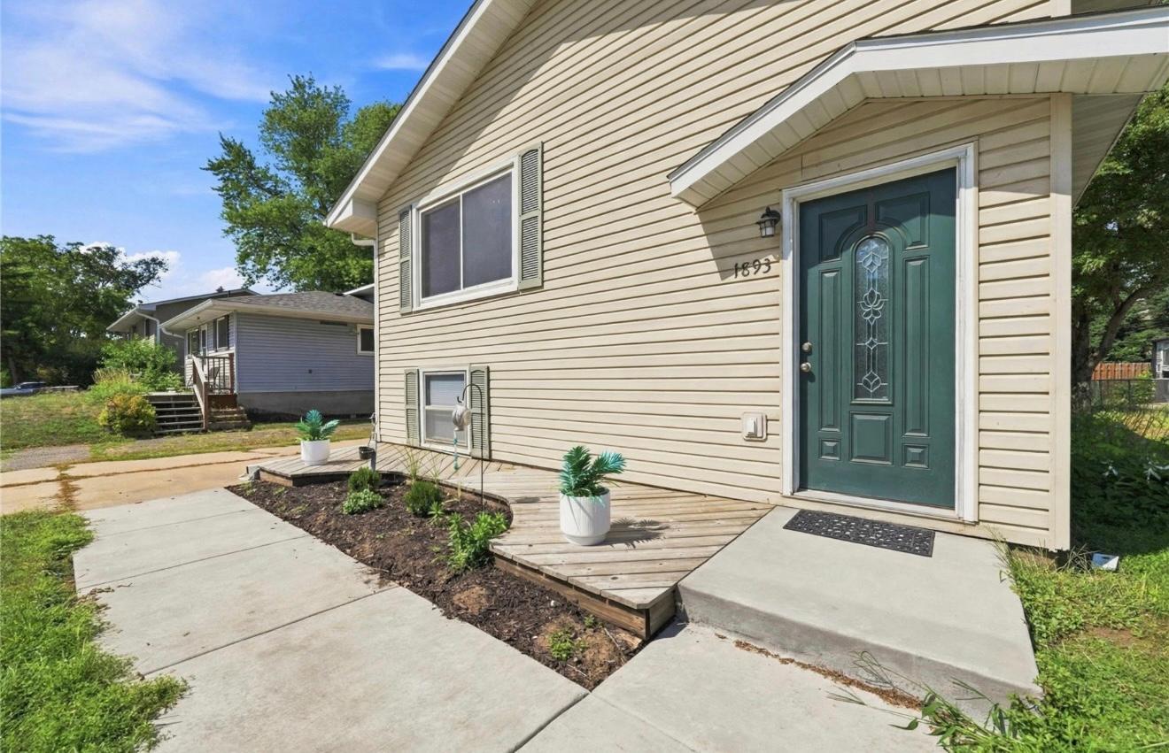 View of Residential at 1893 Highway 96, White Bear Lake MN 55110, White Bear Lake (23 of 30) - Mike Wilen | Minnesota Team Real Estate