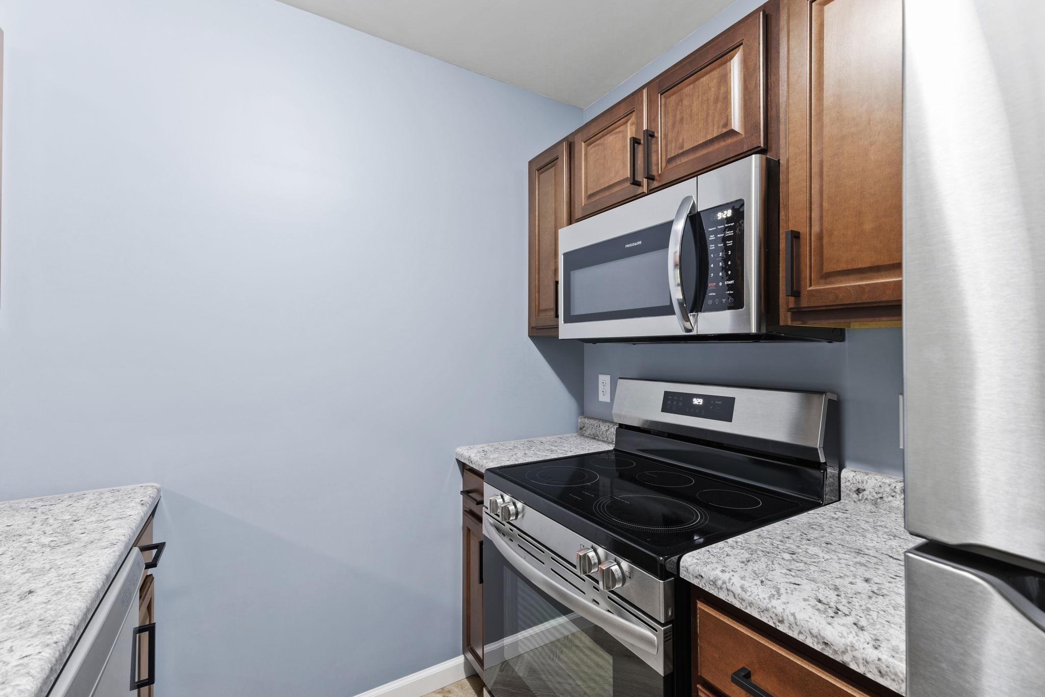 View of Residential at 12844 Nicollet Avenue #102, Burnsville MN 55337, Burnsville (9 of 29) - Mike Wilen | Minnesota Team Real Estate