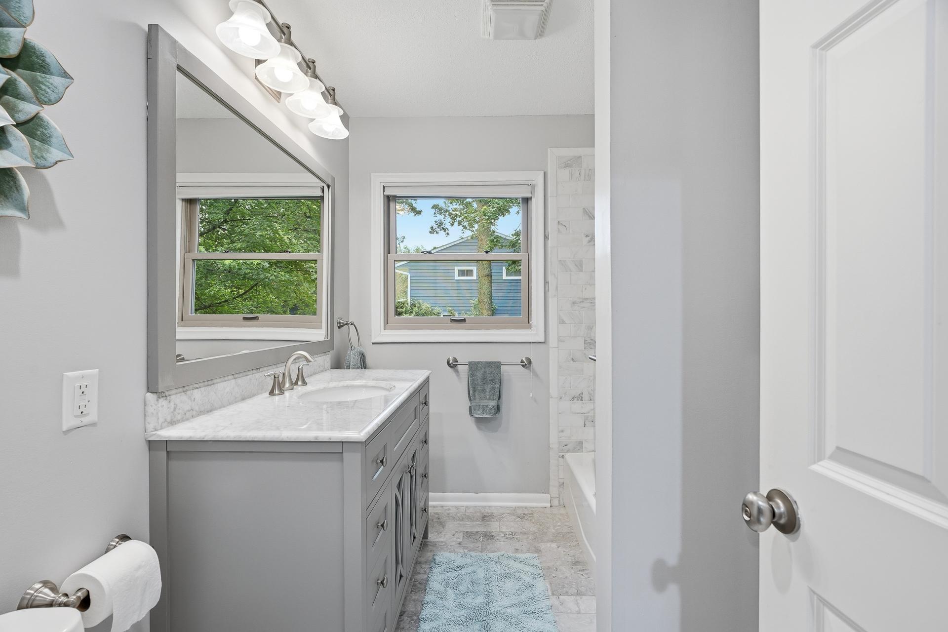 View of Residential at 14901 Williston Lane, Minnetonka MN 55345, Minnetonka (26 of 35) - Mike Wilen | Minnesota Team Real Estate