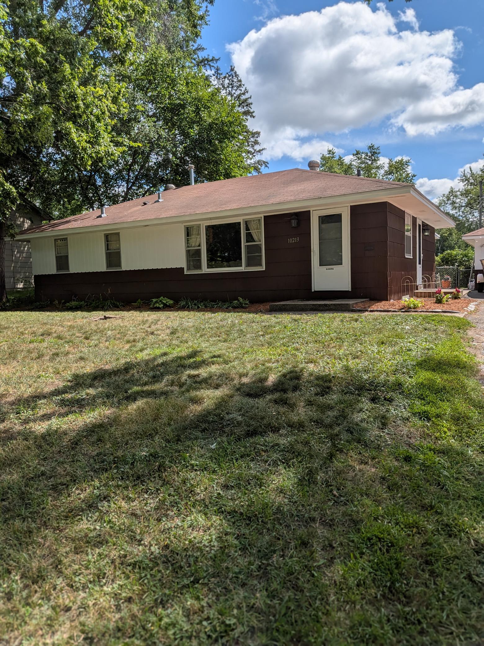View of Residential at 10213 Wentworth Avenue, Bloomington MN 55420, Bloomington (2 of 18) - Mike Wilen | Minnesota Team Real Estate