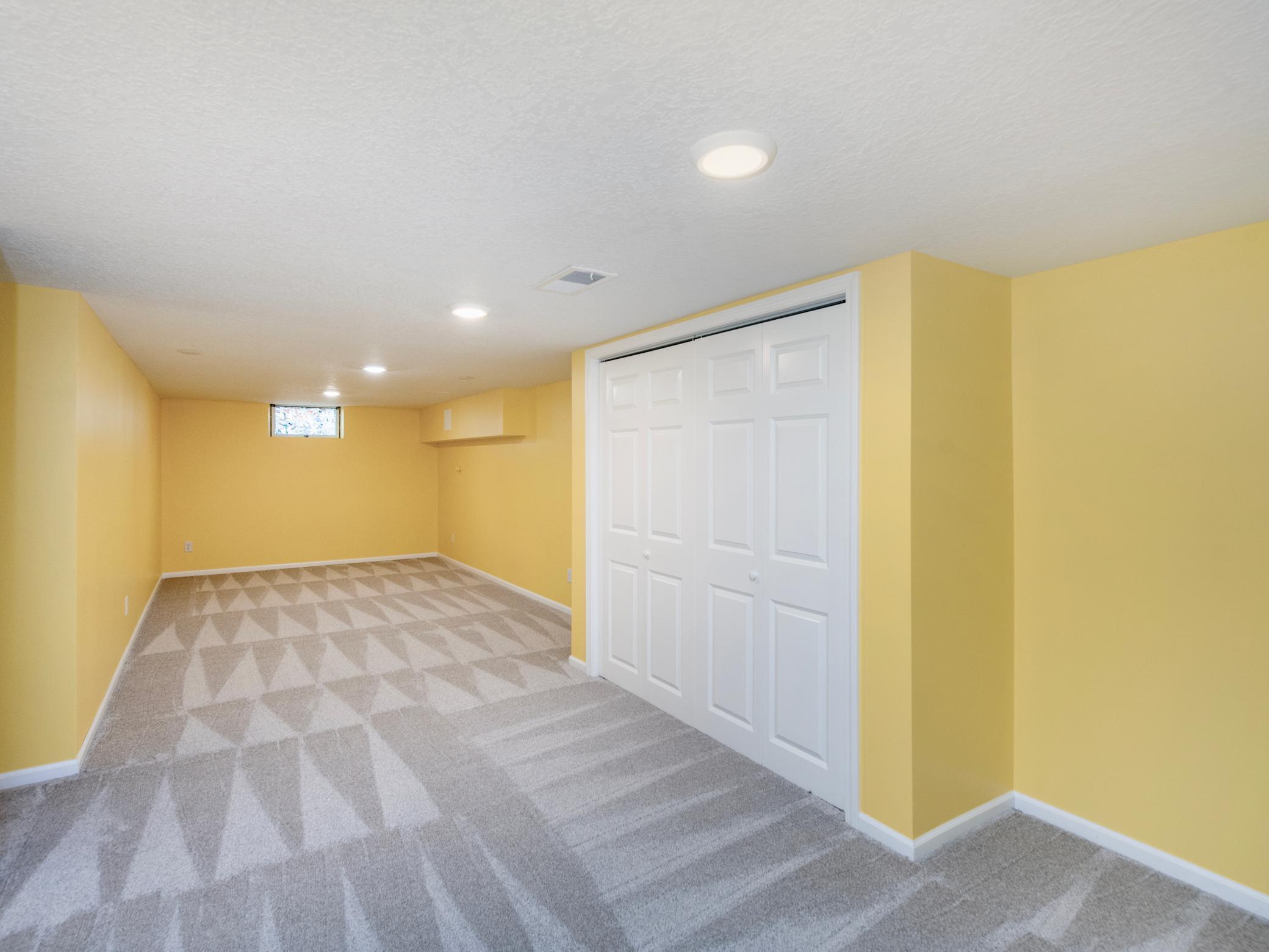 View of Residential at 1359 Sumner Street, Saint Paul MN 55116, Saint Paul (14 of 21) - Mike Wilen | Minnesota Team Real Estate