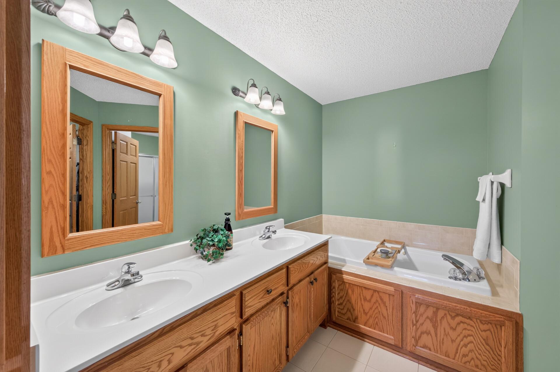 View of Residential at 14943 Hillside Circle, Prior Lake MN 55372, Prior Lake (14 of 27) - Mike Wilen | Minnesota Team Real Estate
