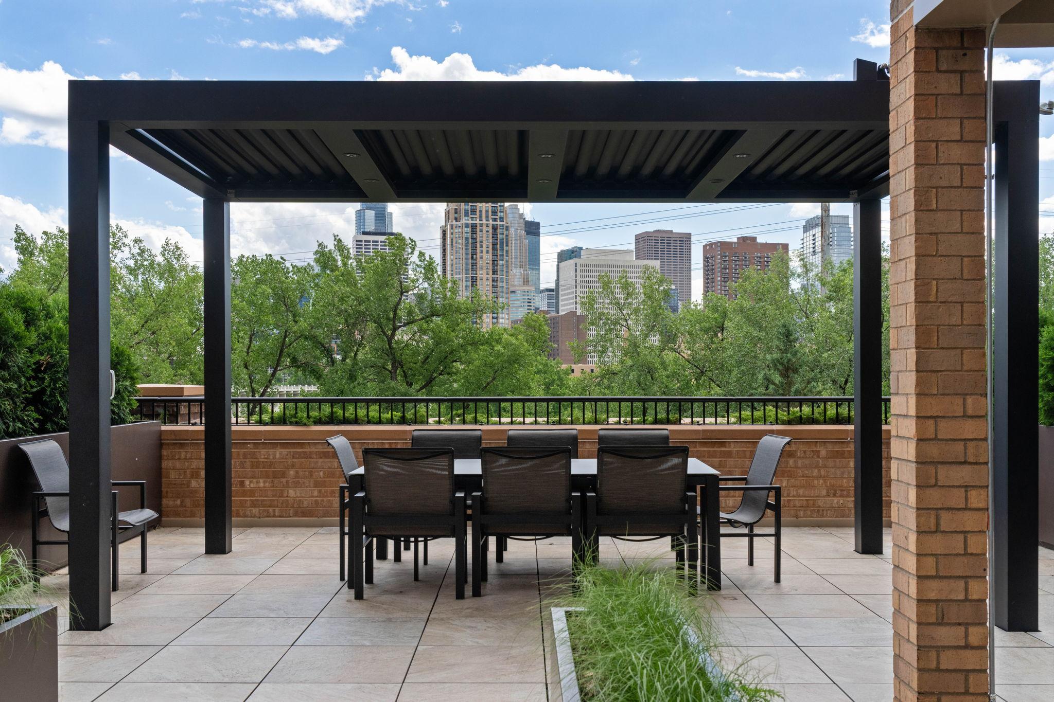 View of Residential at 110 Bank Street #L2801, Minneapolis MN 55414, Minneapolis (83 of 108) - Mike Wilen | Minnesota Team Real Estate